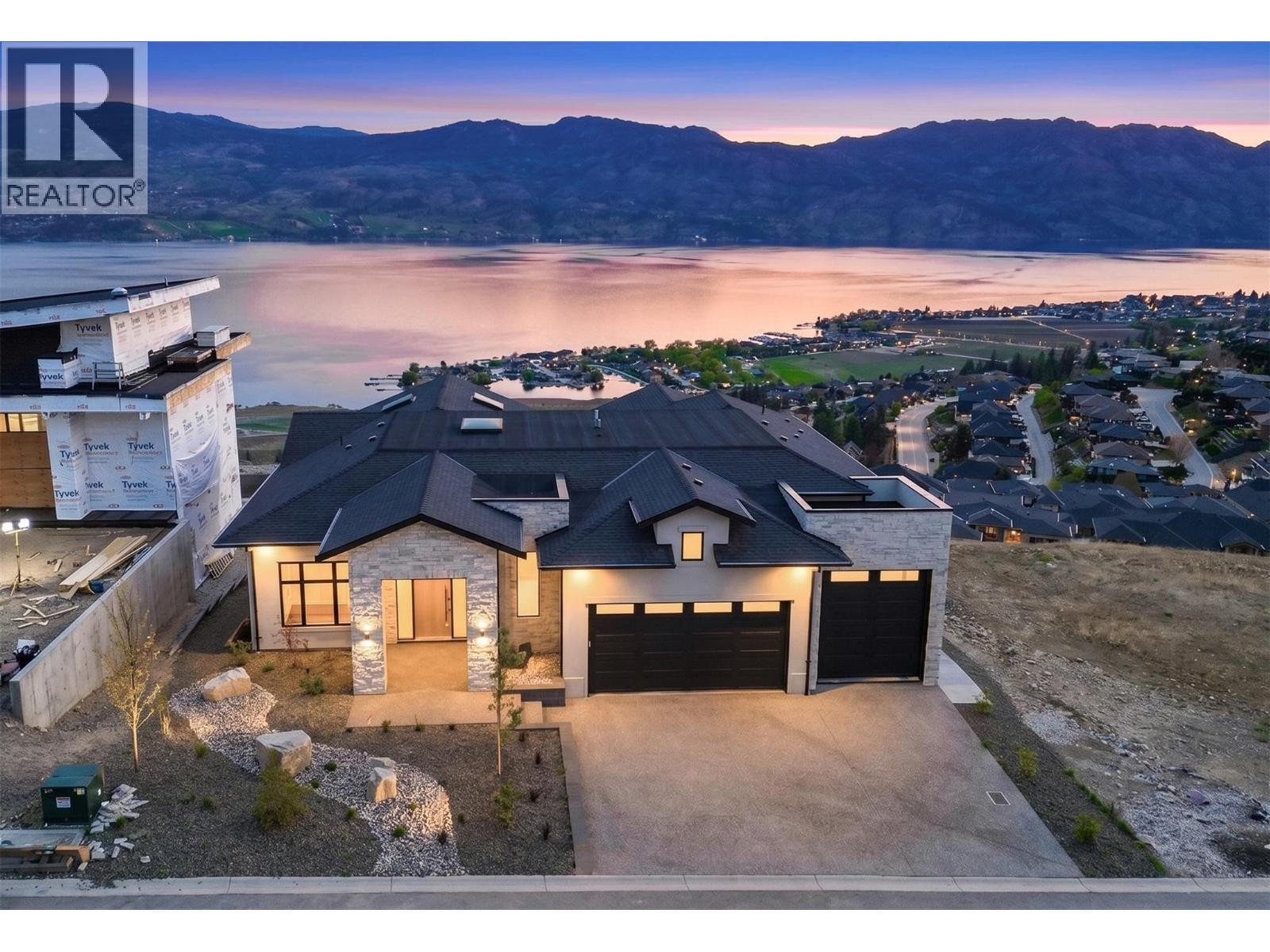 












1403 Vineyard Drive

,
West Kelowna,




British Columbia
V4T3H9

