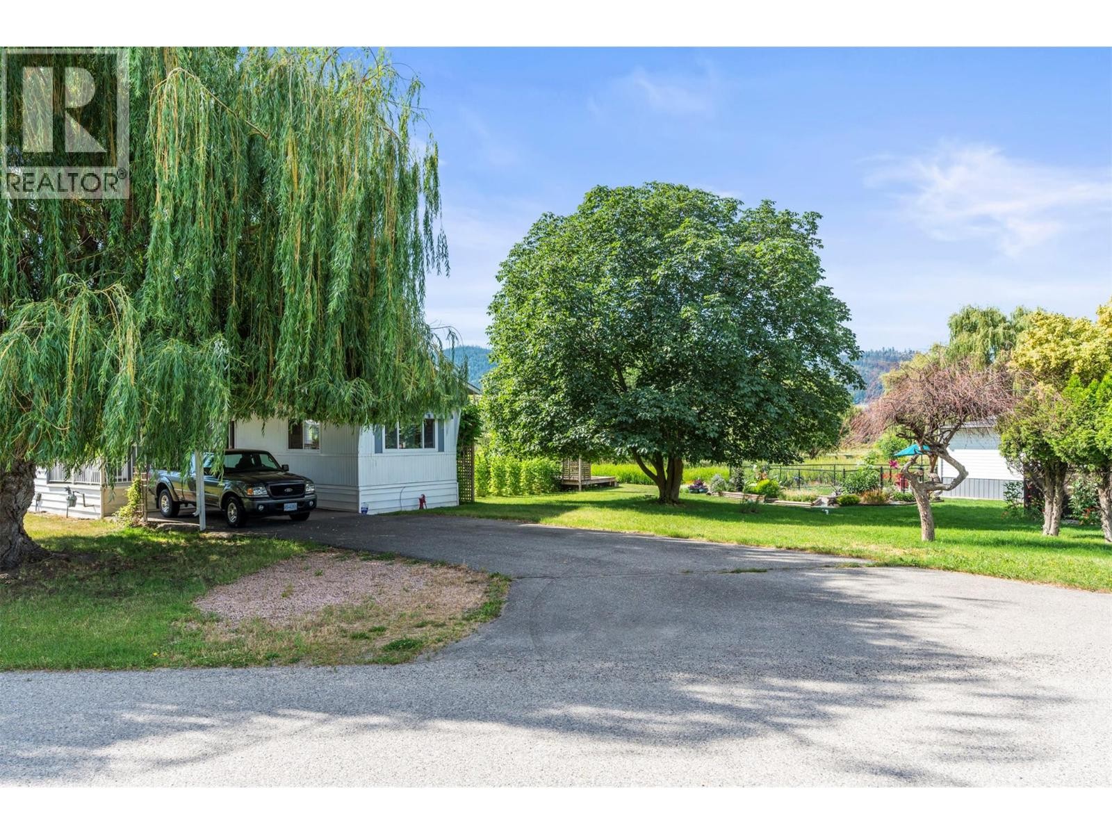 












2727 Lakeshore Road Unit# 101

,
Vernon,




British Columbia
V1H1X5

