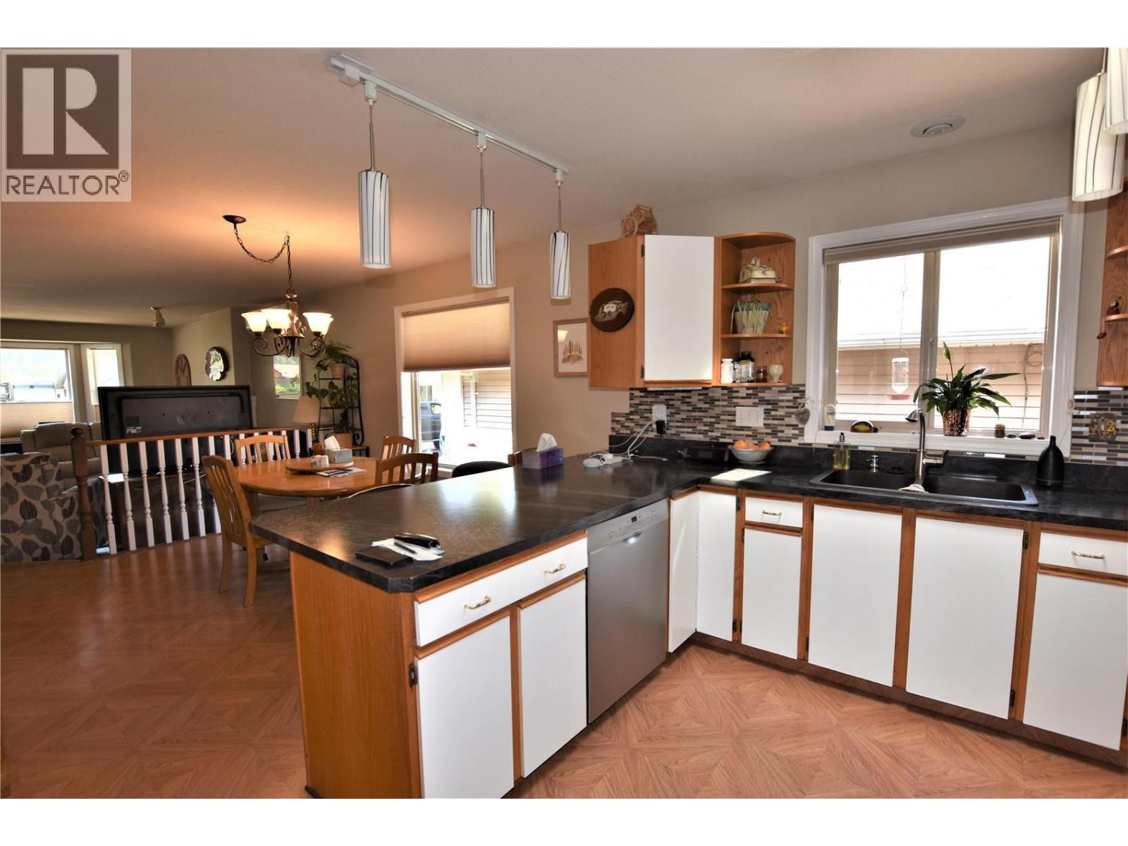 












450 Ibis Avenue

,
Vernon,




British Columbia
V1H2A1


