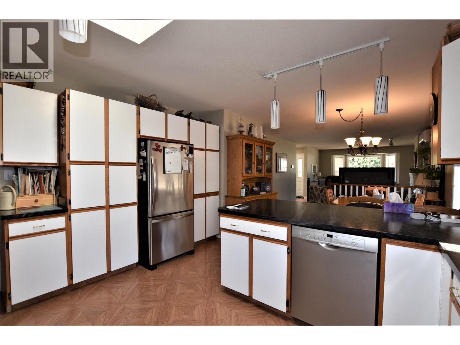 












450 Ibis Avenue

,
Vernon,




British Columbia
V1H2A1

