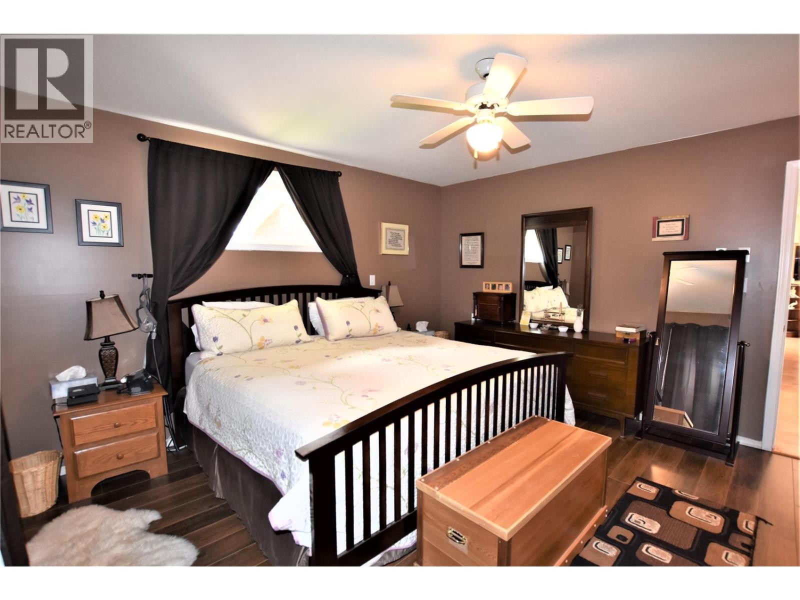 












450 Ibis Avenue

,
Vernon,




British Columbia
V1H2A1

