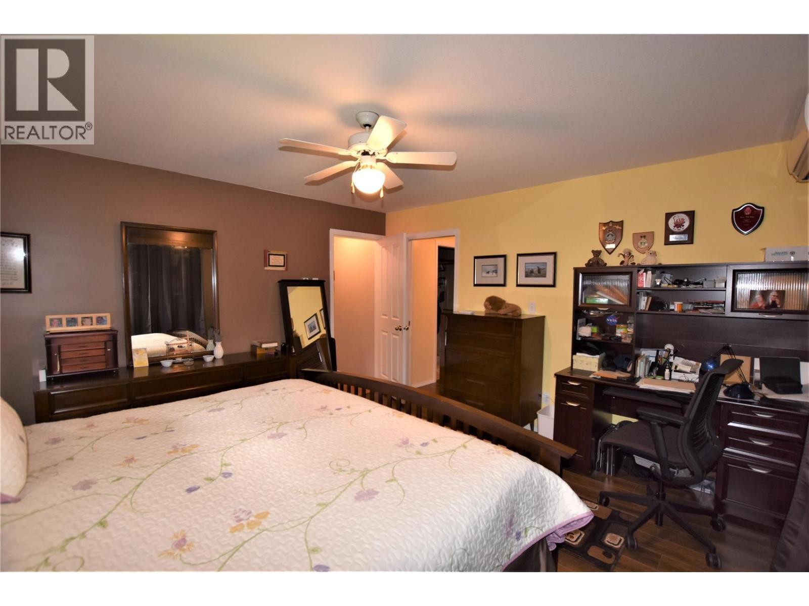 












450 Ibis Avenue

,
Vernon,




British Columbia
V1H2A1

