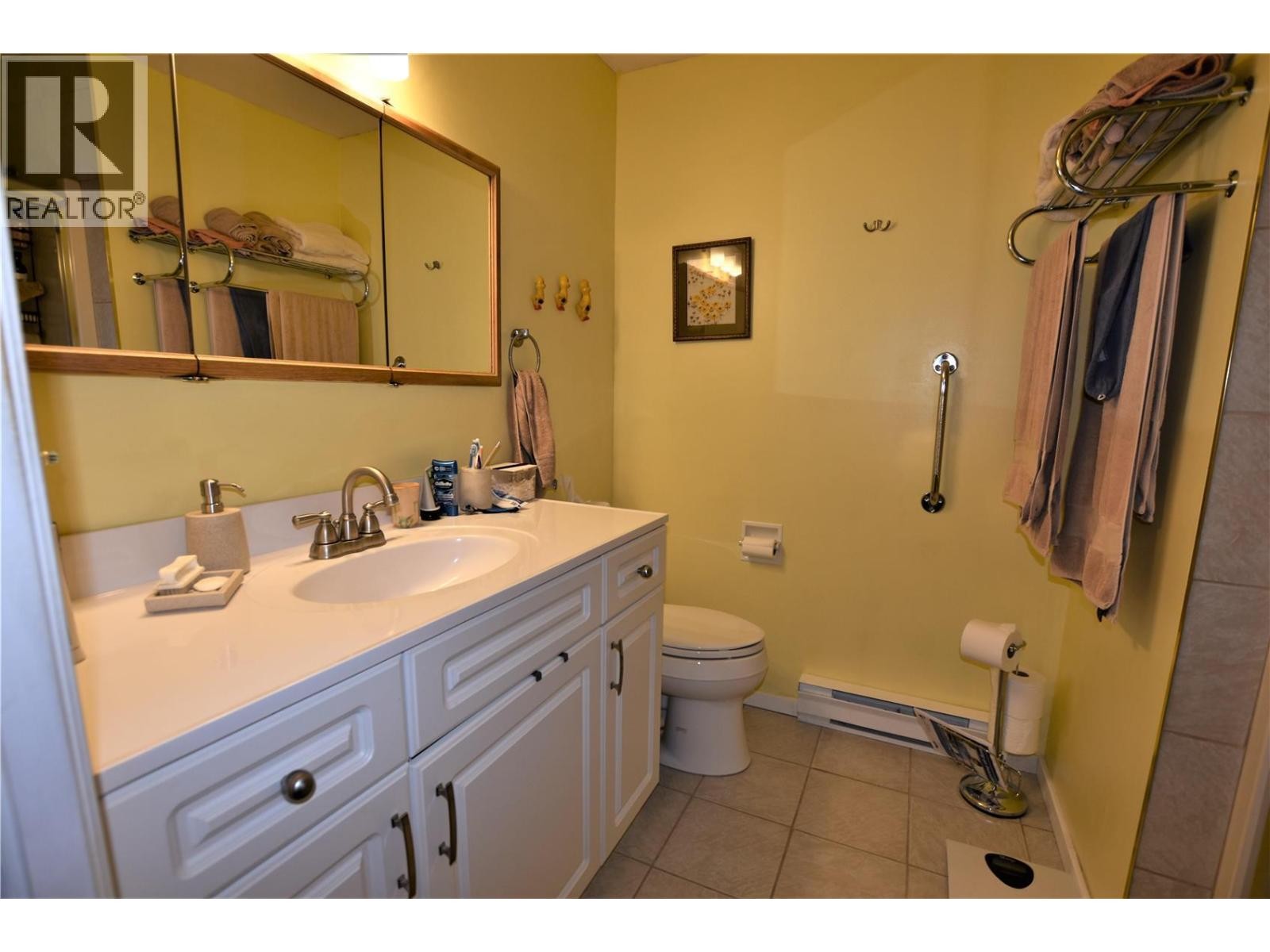 












450 Ibis Avenue

,
Vernon,




British Columbia
V1H2A1

