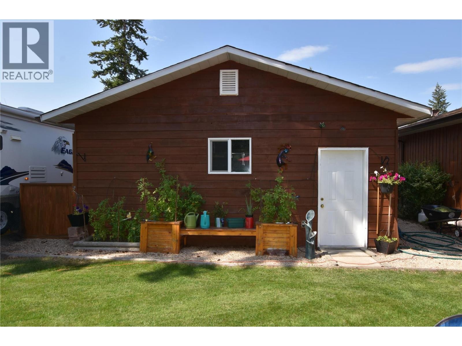












450 Ibis Avenue

,
Vernon,




British Columbia
V1H2A1

