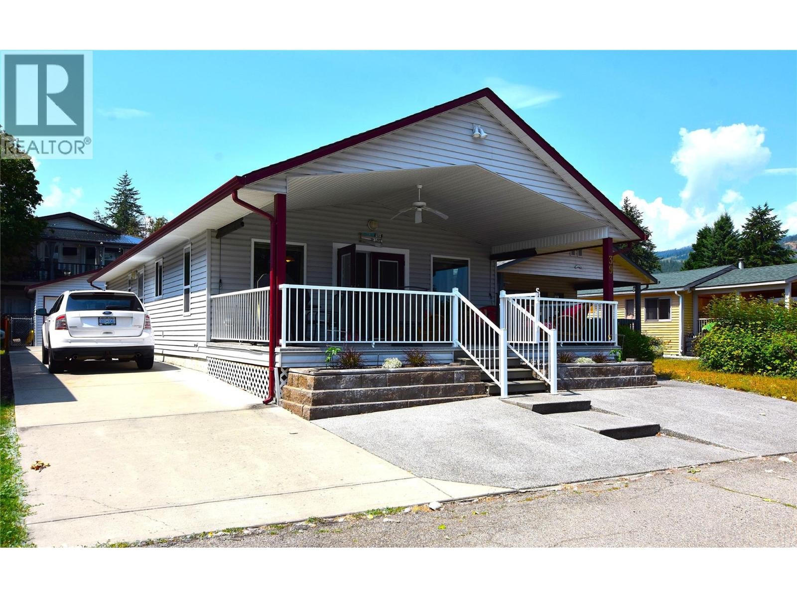 












39 Lakeshore Drive

,
Vernon,




British Columbia
V1H2A1

