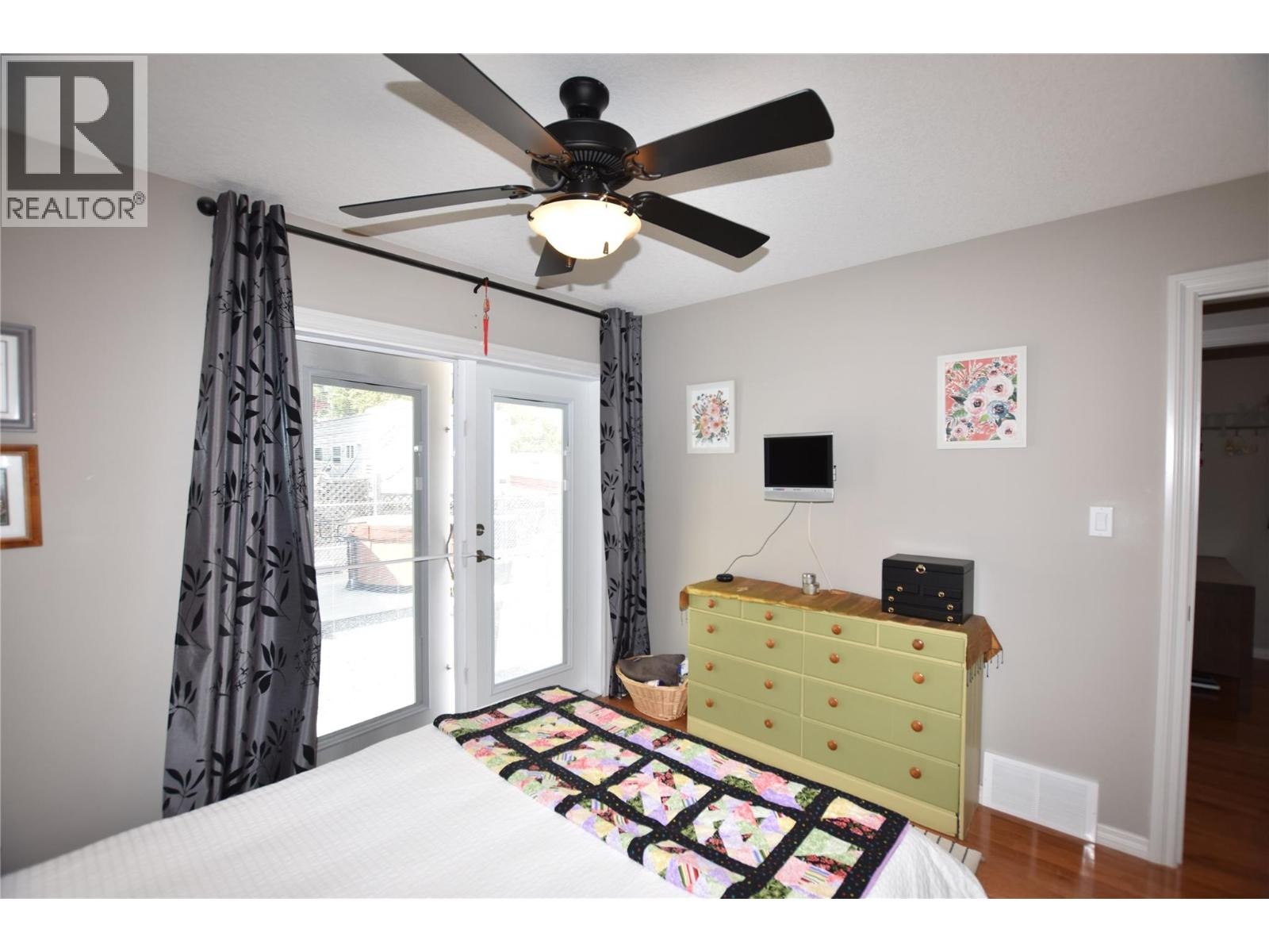 












39 Lakeshore Drive

,
Vernon,




British Columbia
V1H2A1

