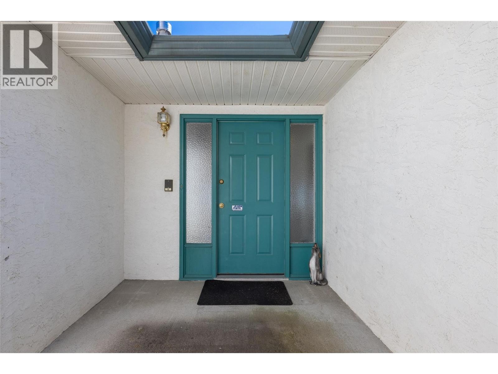 












2387 Campbell Road

,
West Kelowna,




British Columbia
V1Z1S9

