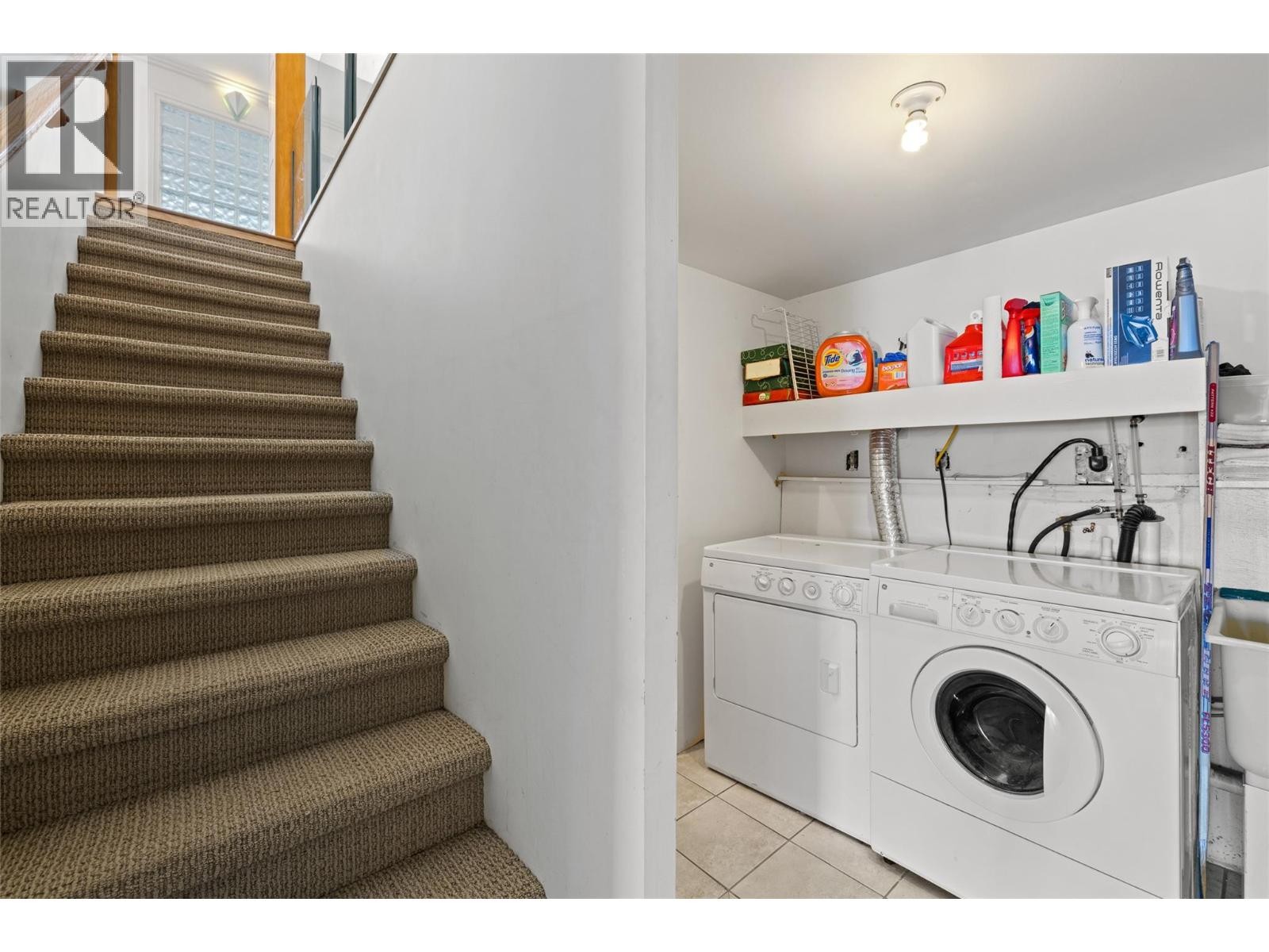 












2387 Campbell Road

,
West Kelowna,




British Columbia
V1Z1S9

