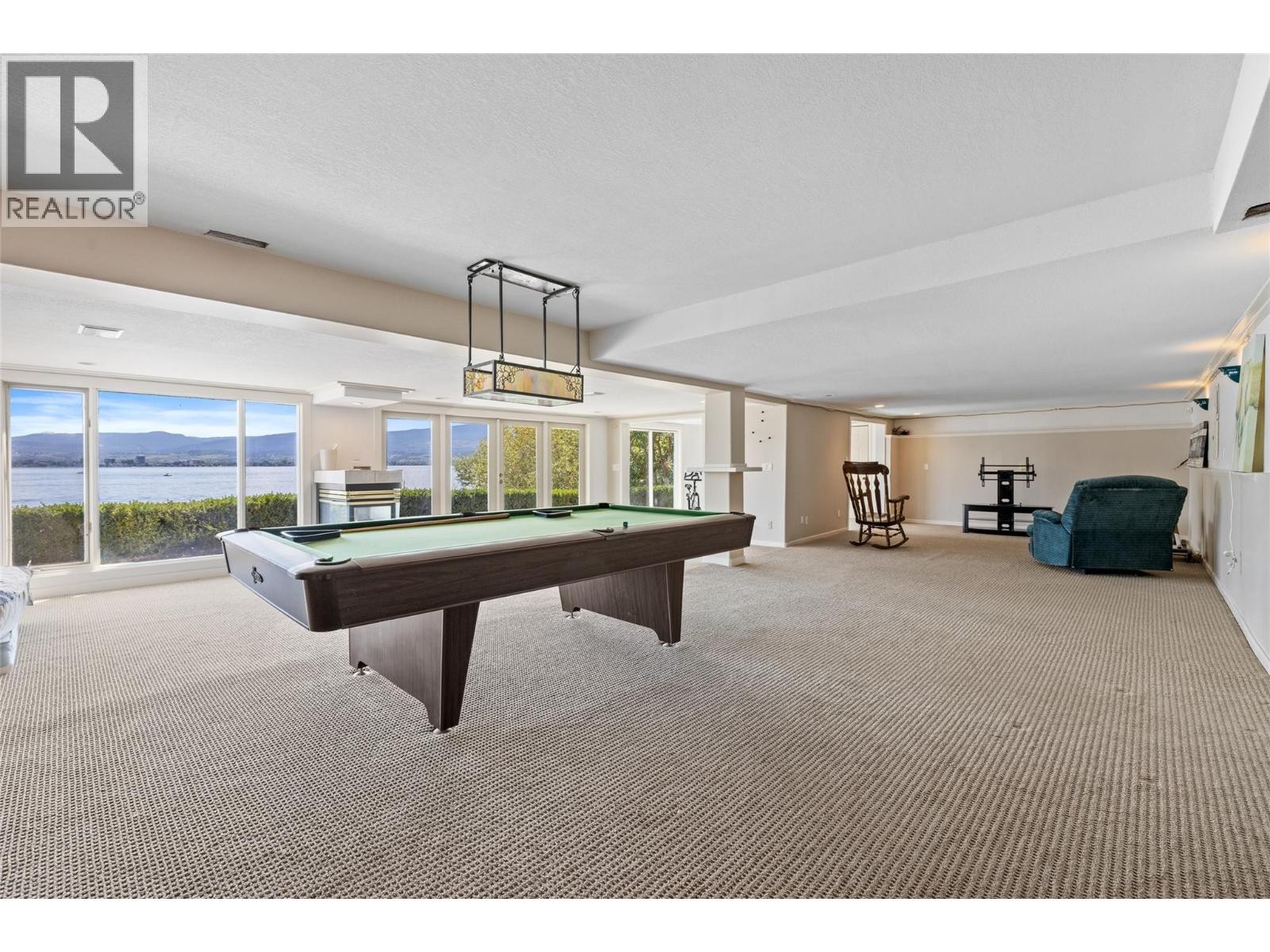 












2387 Campbell Road

,
West Kelowna,




British Columbia
V1Z1S9

