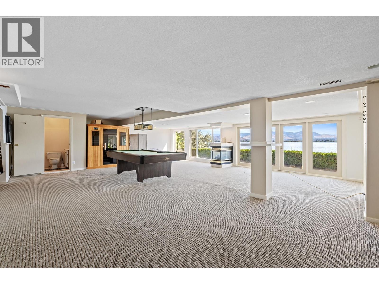 












2387 Campbell Road

,
West Kelowna,




British Columbia
V1Z1S9

