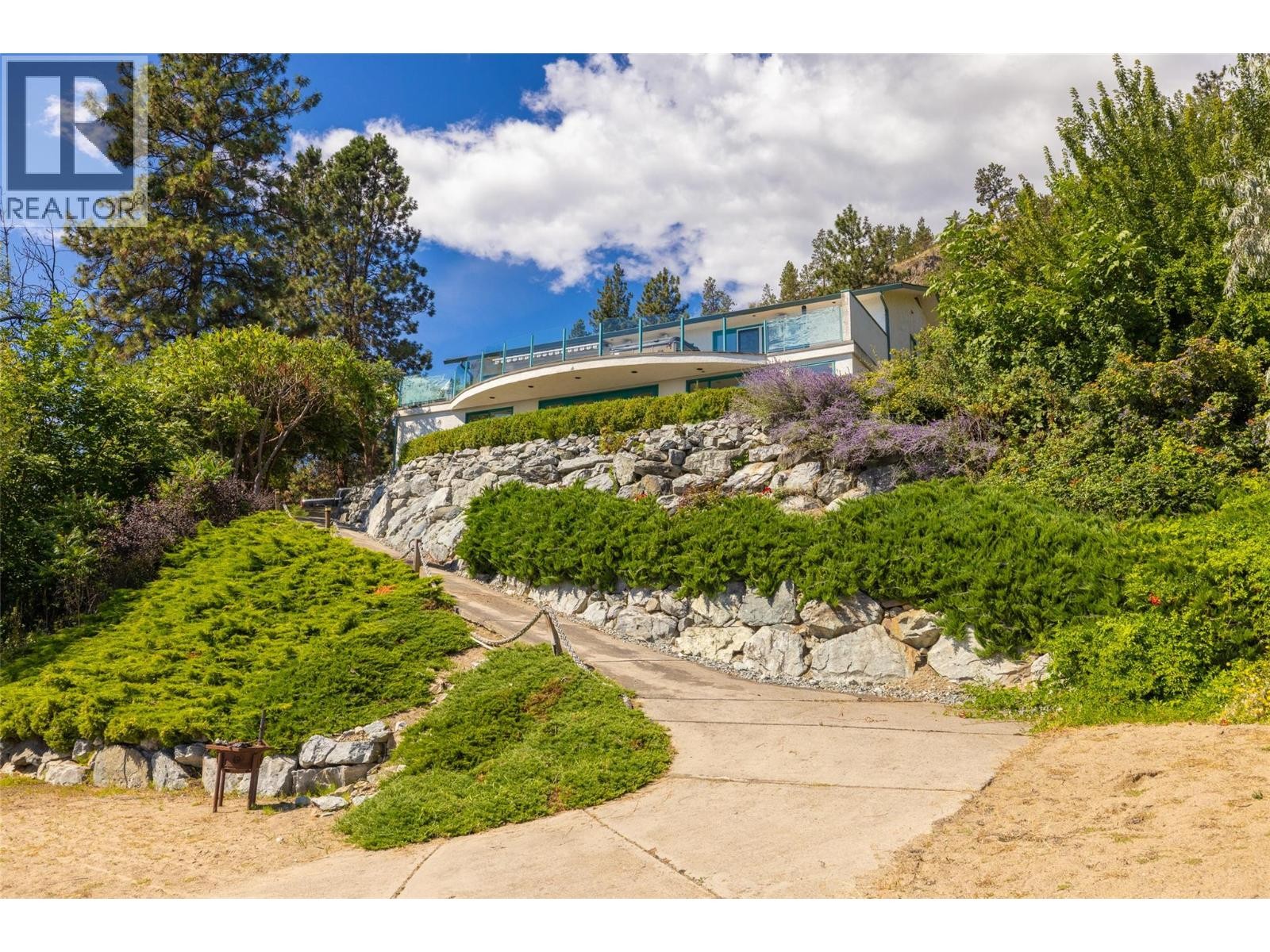 












2387 Campbell Road

,
West Kelowna,




British Columbia
V1Z1S9

