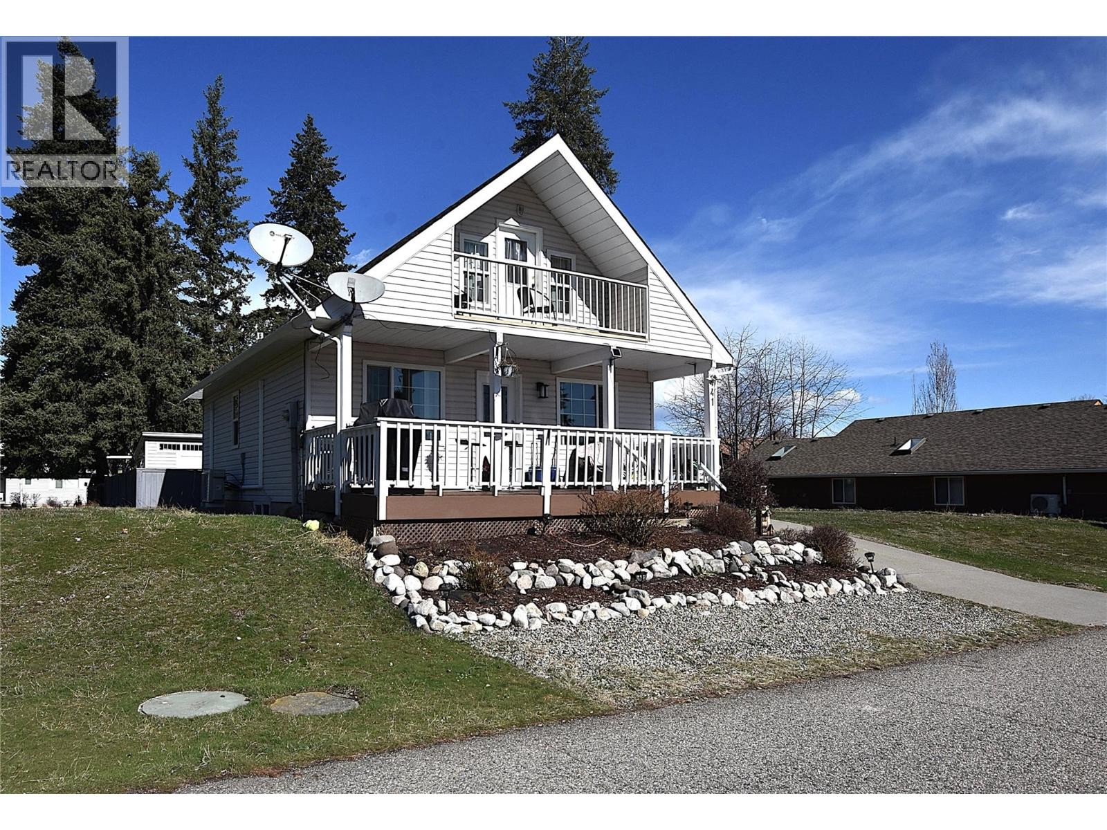 












441 Hummingbird Avenue

,
Vernon,




British Columbia
V1H2A1

