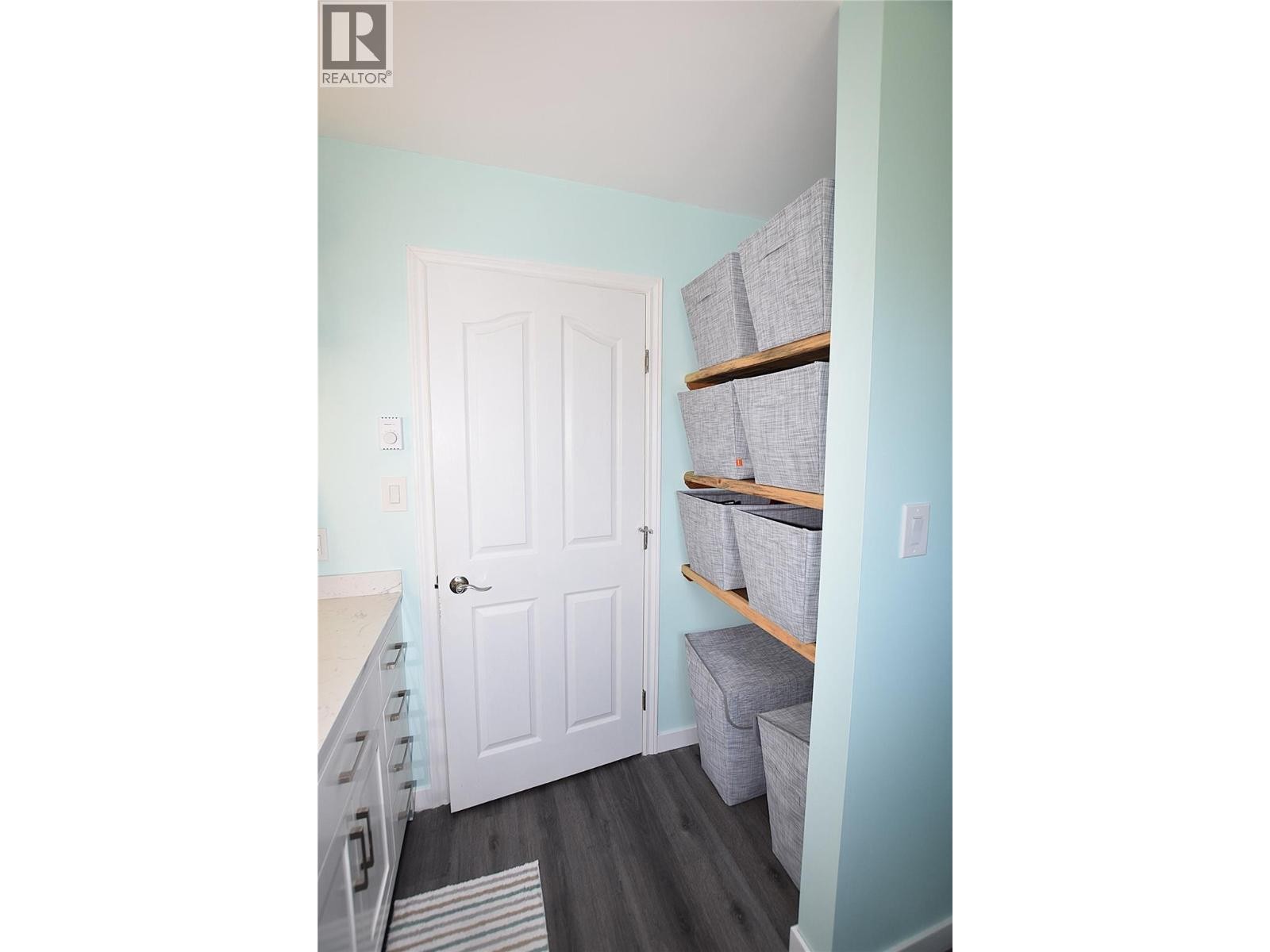 












441 Hummingbird Avenue

,
Vernon,




British Columbia
V1H2A1

