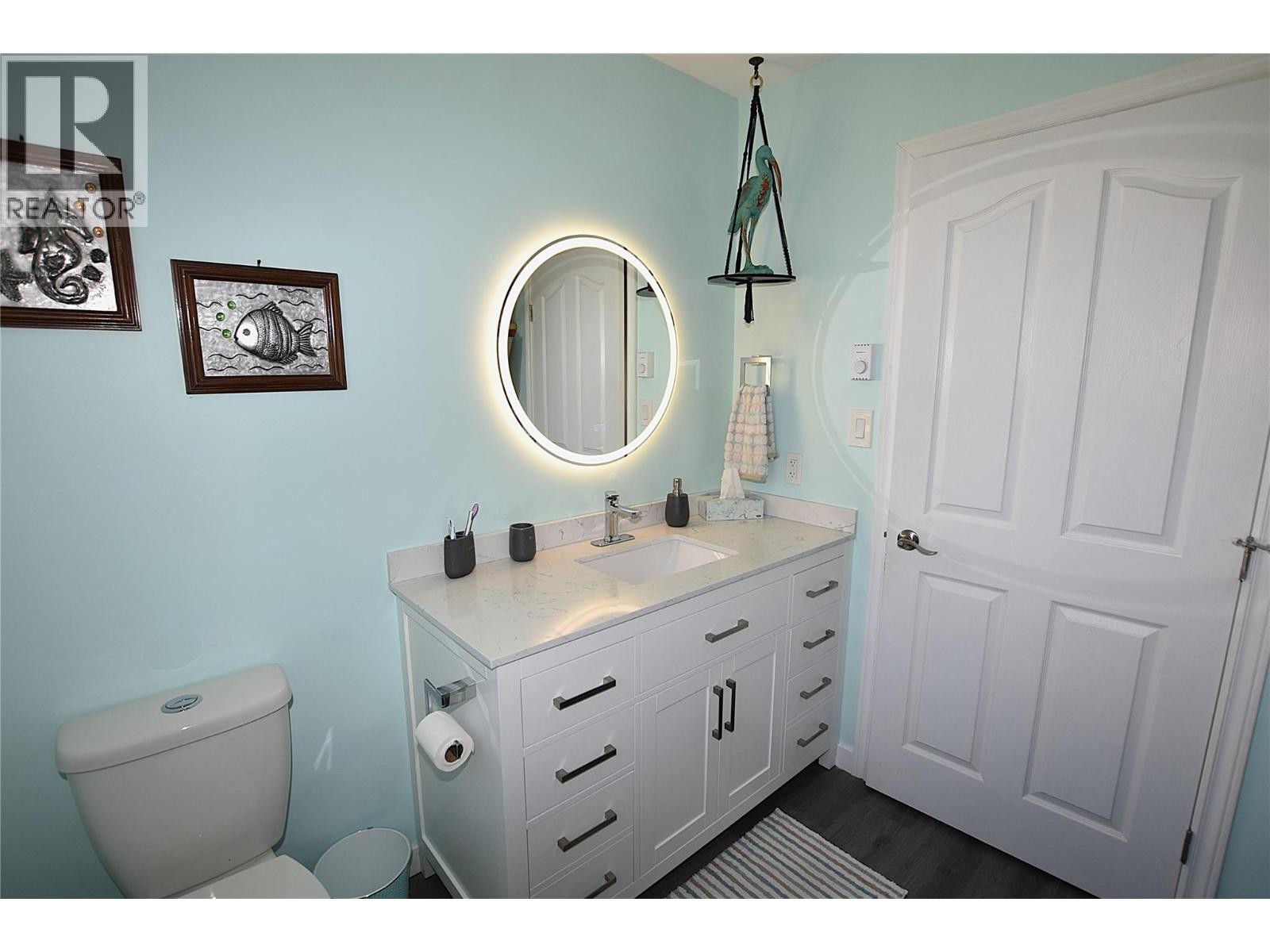 












441 Hummingbird Avenue

,
Vernon,




British Columbia
V1H2A1

