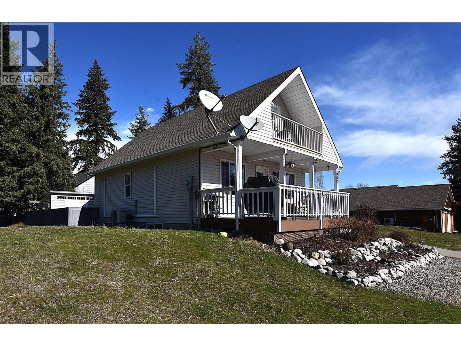 












441 Hummingbird Avenue

,
Vernon,




British Columbia
V1H2A1

