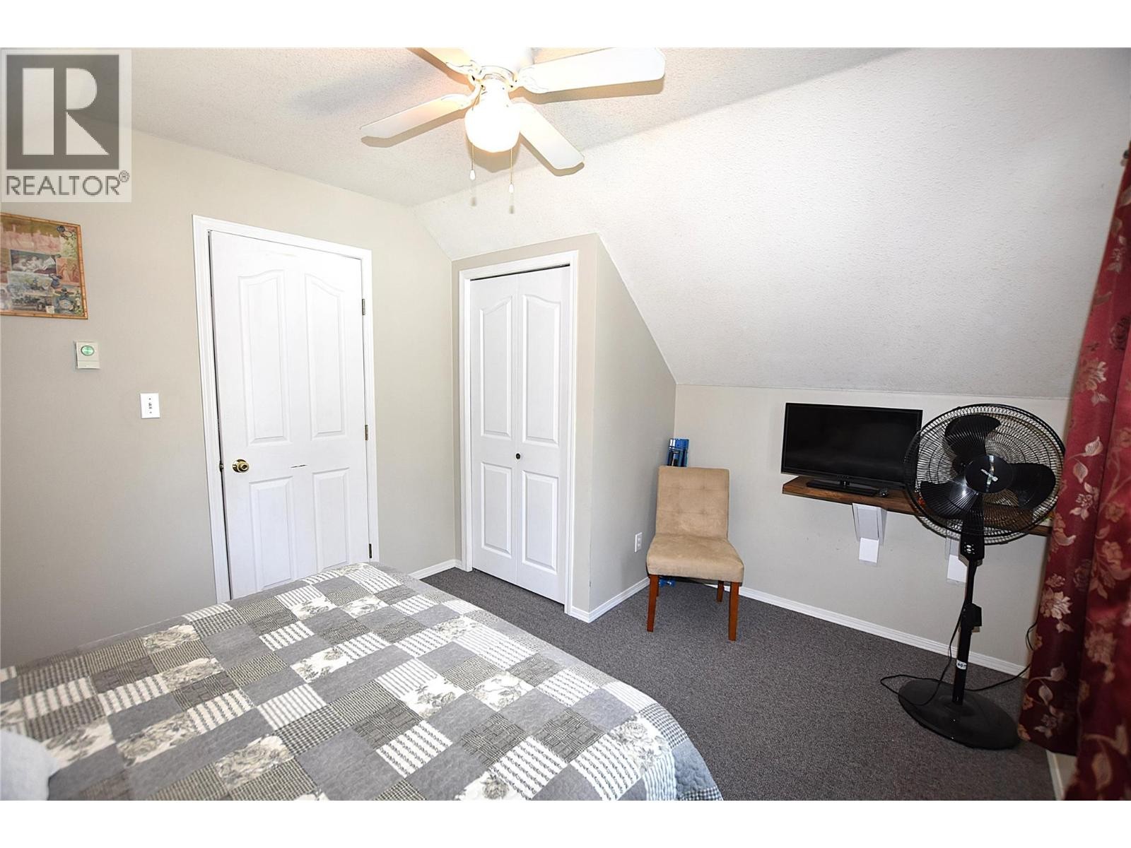 












441 Hummingbird Avenue

,
Vernon,




British Columbia
V1H2A1

