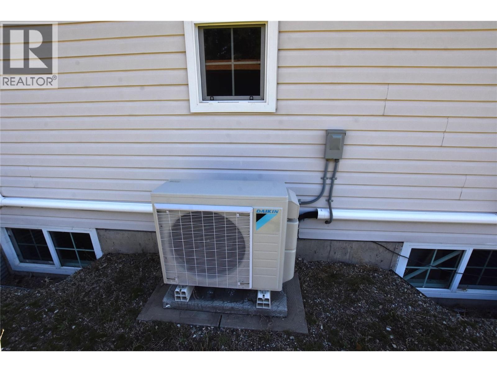 












441 Hummingbird Avenue

,
Vernon,




British Columbia
V1H2A1

