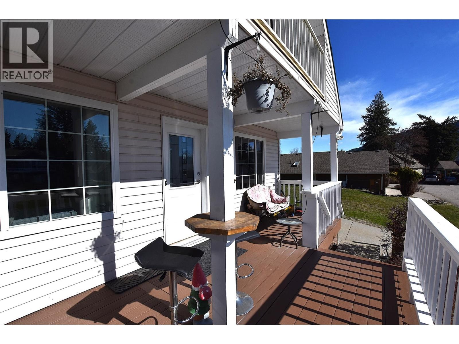 












441 Hummingbird Avenue

,
Vernon,




British Columbia
V1H2A1

