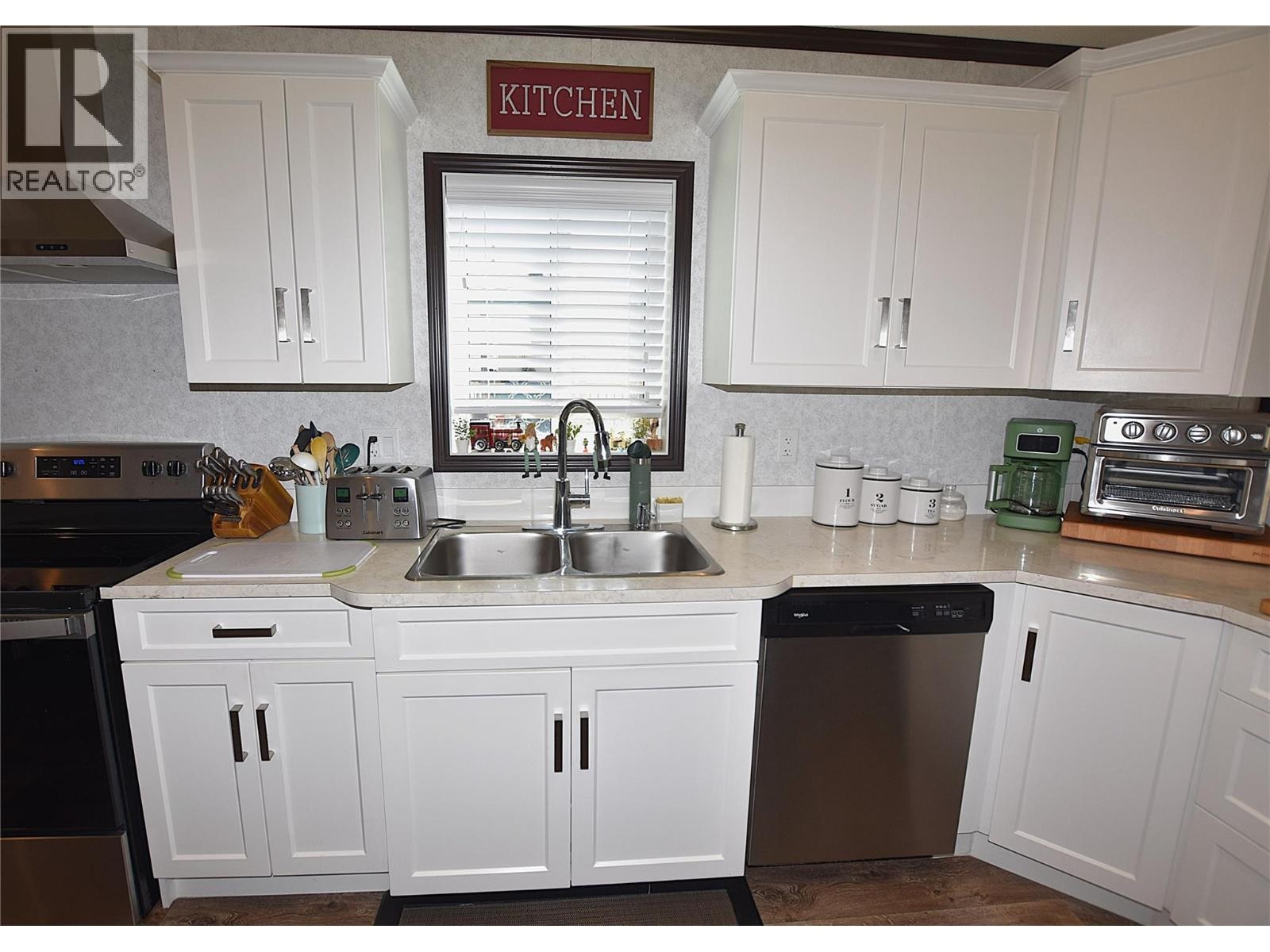 












65 Antoine Road Unit# 21

,
Vernon,




British Columbia
V1H2A3

