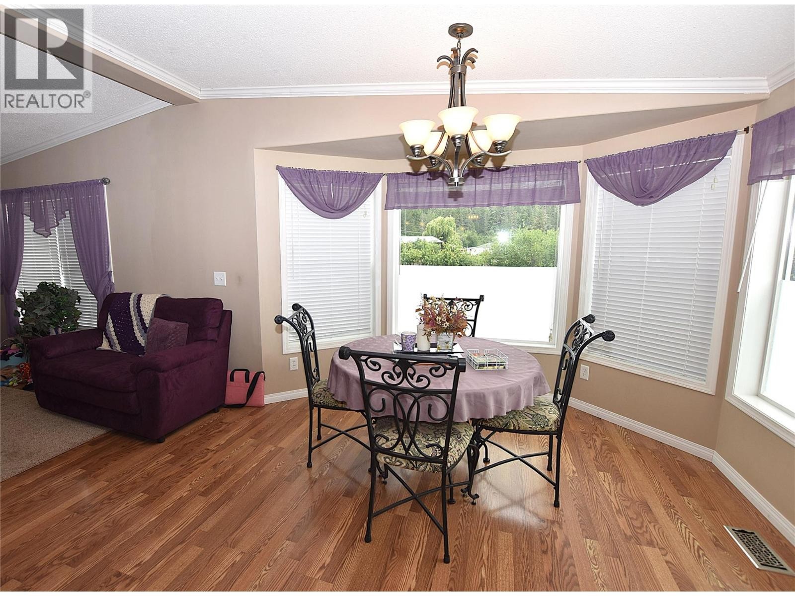 












635 636 Osprey Avenue

,
Vernon,




British Columbia
V1H2A1

