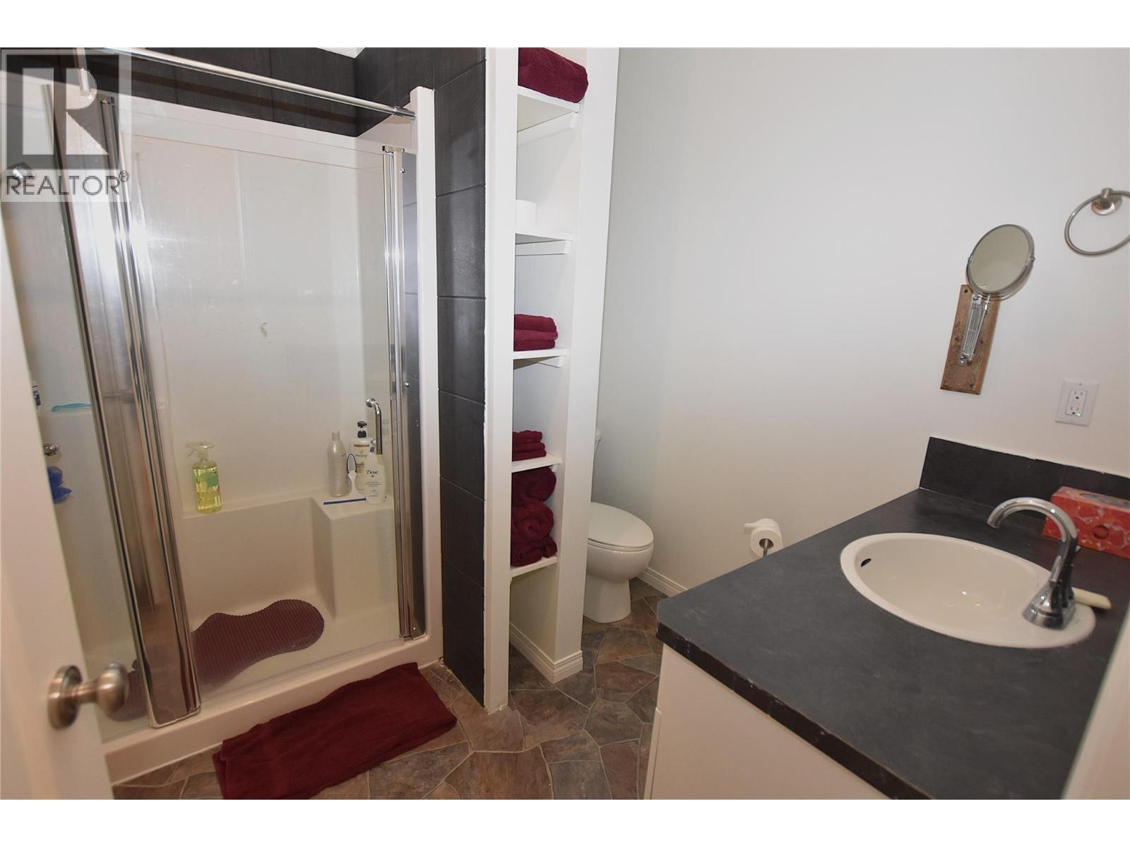 












635 636 Osprey Avenue

,
Vernon,




British Columbia
V1H2A1

