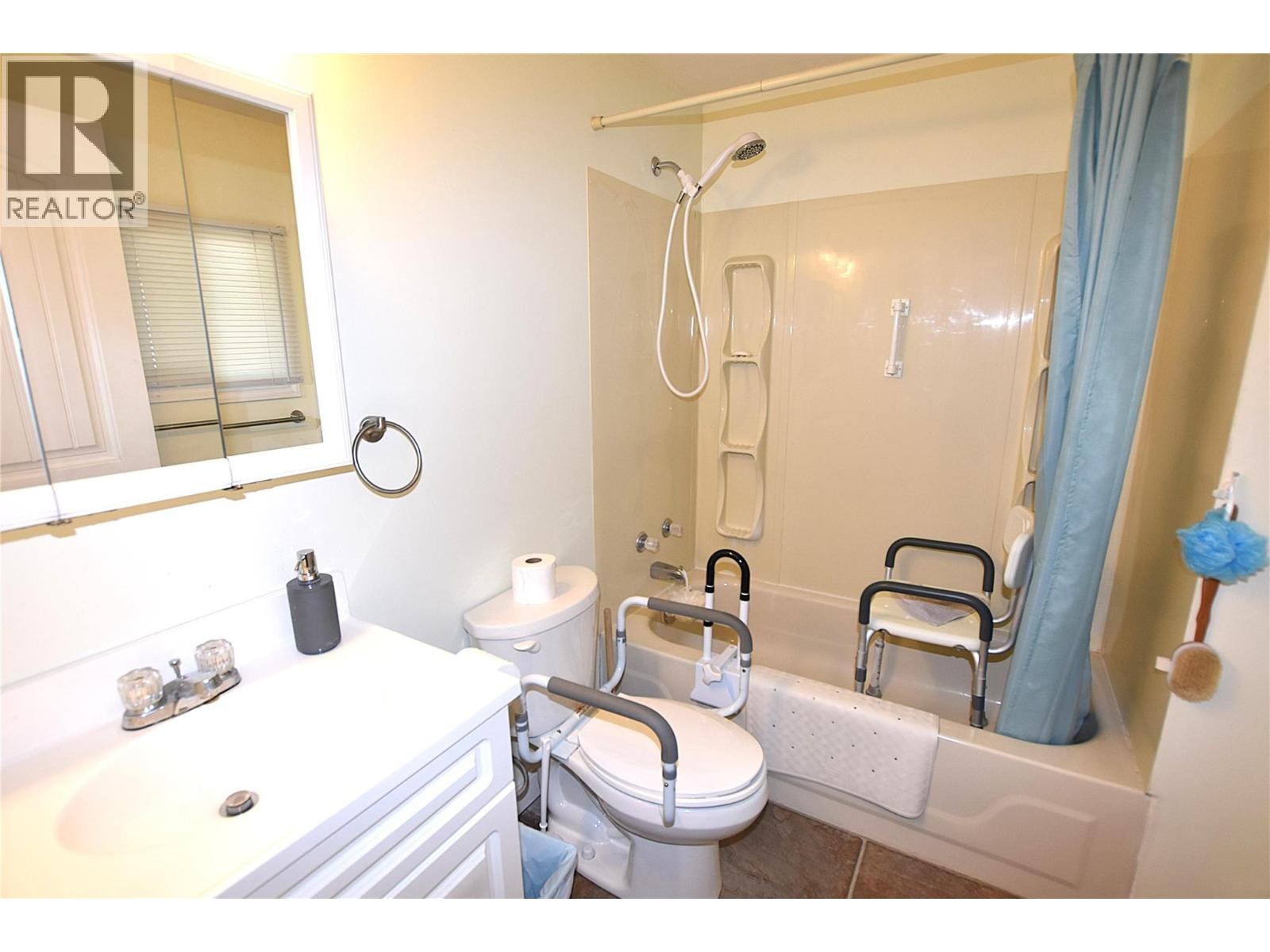 












5484 25 Avenue Unit# 35

,
Vernon,




British Columbia
V1T7A8

