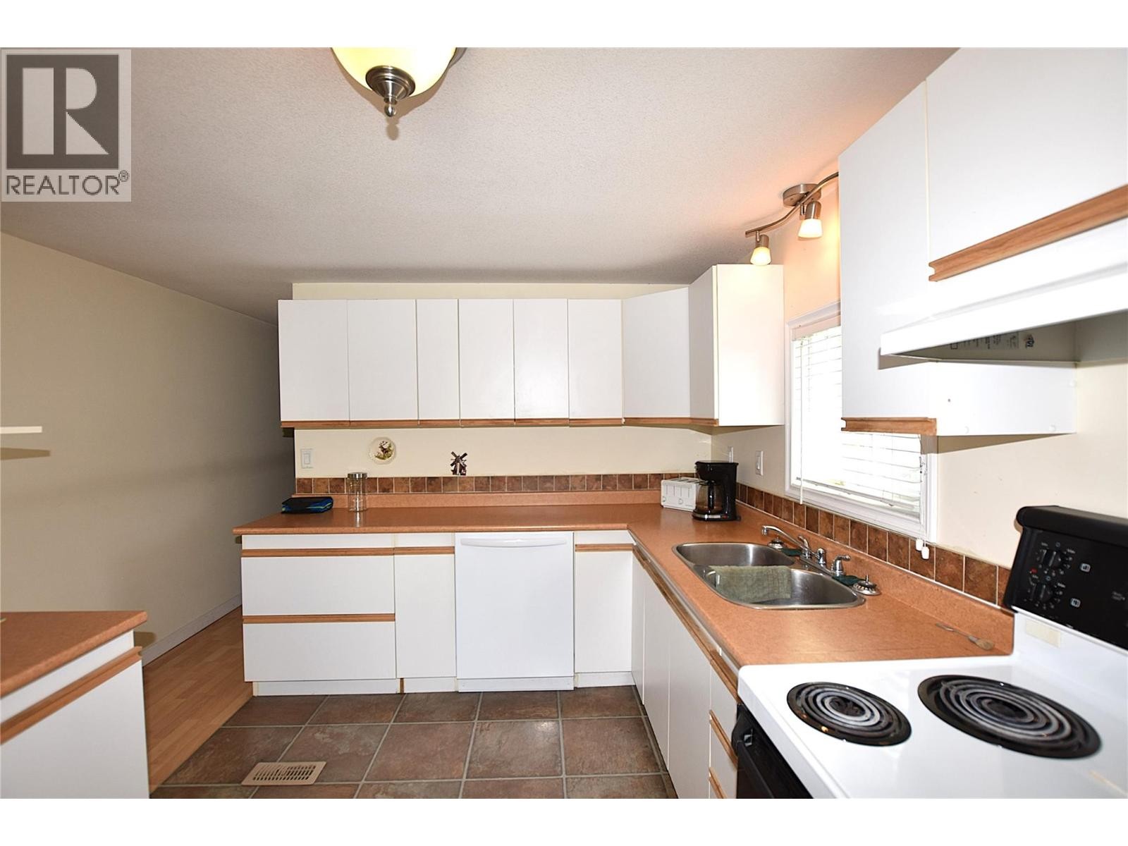 












5484 25 Avenue Unit# 35

,
Vernon,




British Columbia
V1T7A8

