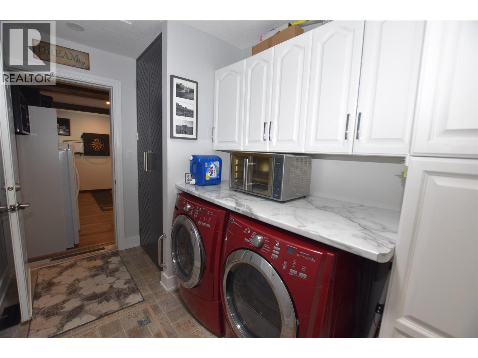 












562 Meadowlark Avenue

,
Vernon,




British Columbia
V1H2A1

