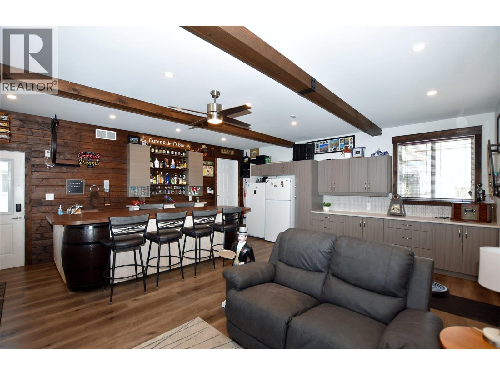 












562 Meadowlark Avenue

,
Vernon,




British Columbia
V1H2A1

