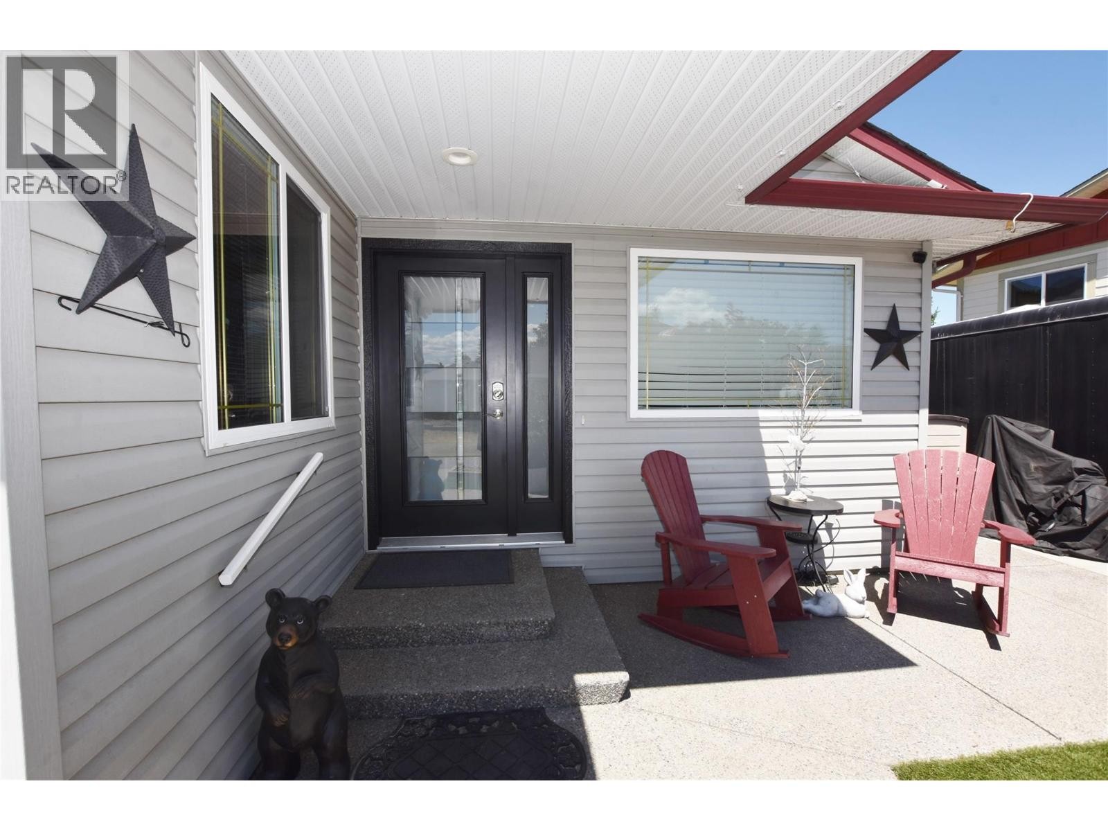 












562 Meadowlark Avenue

,
Vernon,




British Columbia
V1H2A1

