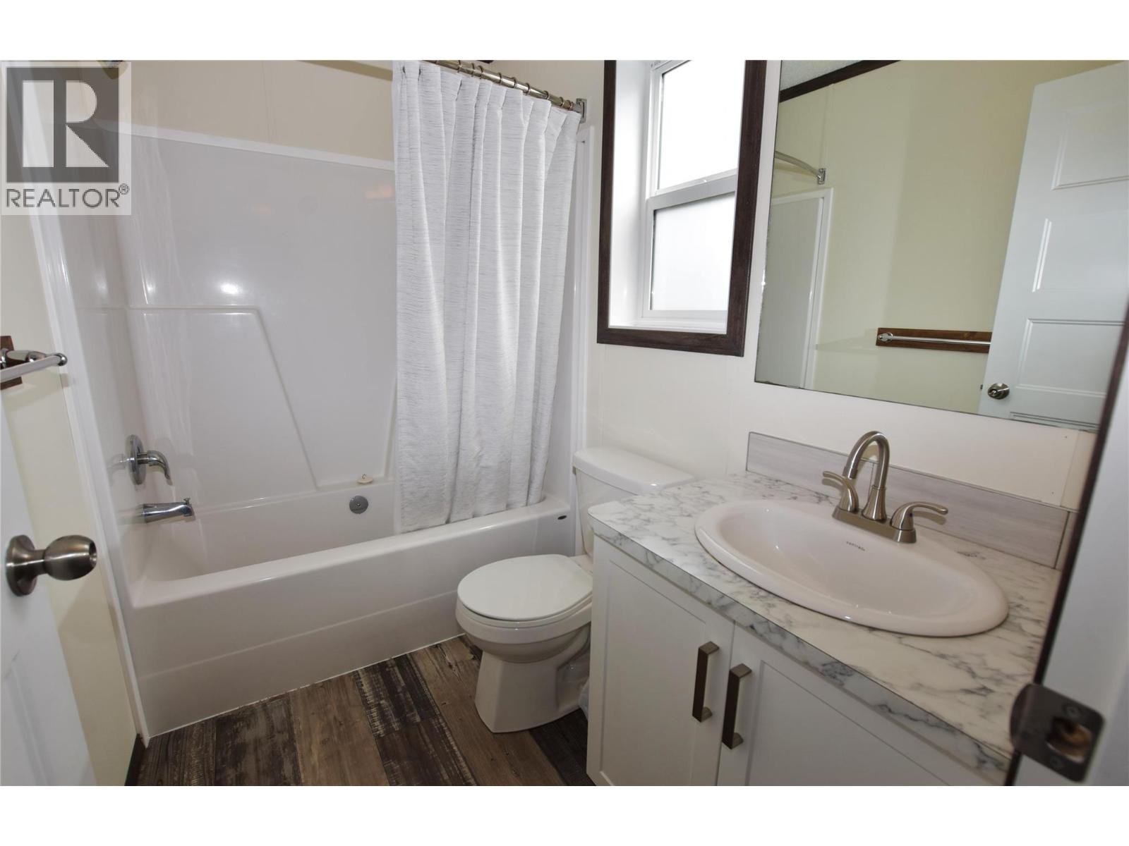 












63 Antoine Road Unit# 121

,
Vernon,




British Columbia
V1H2A3

