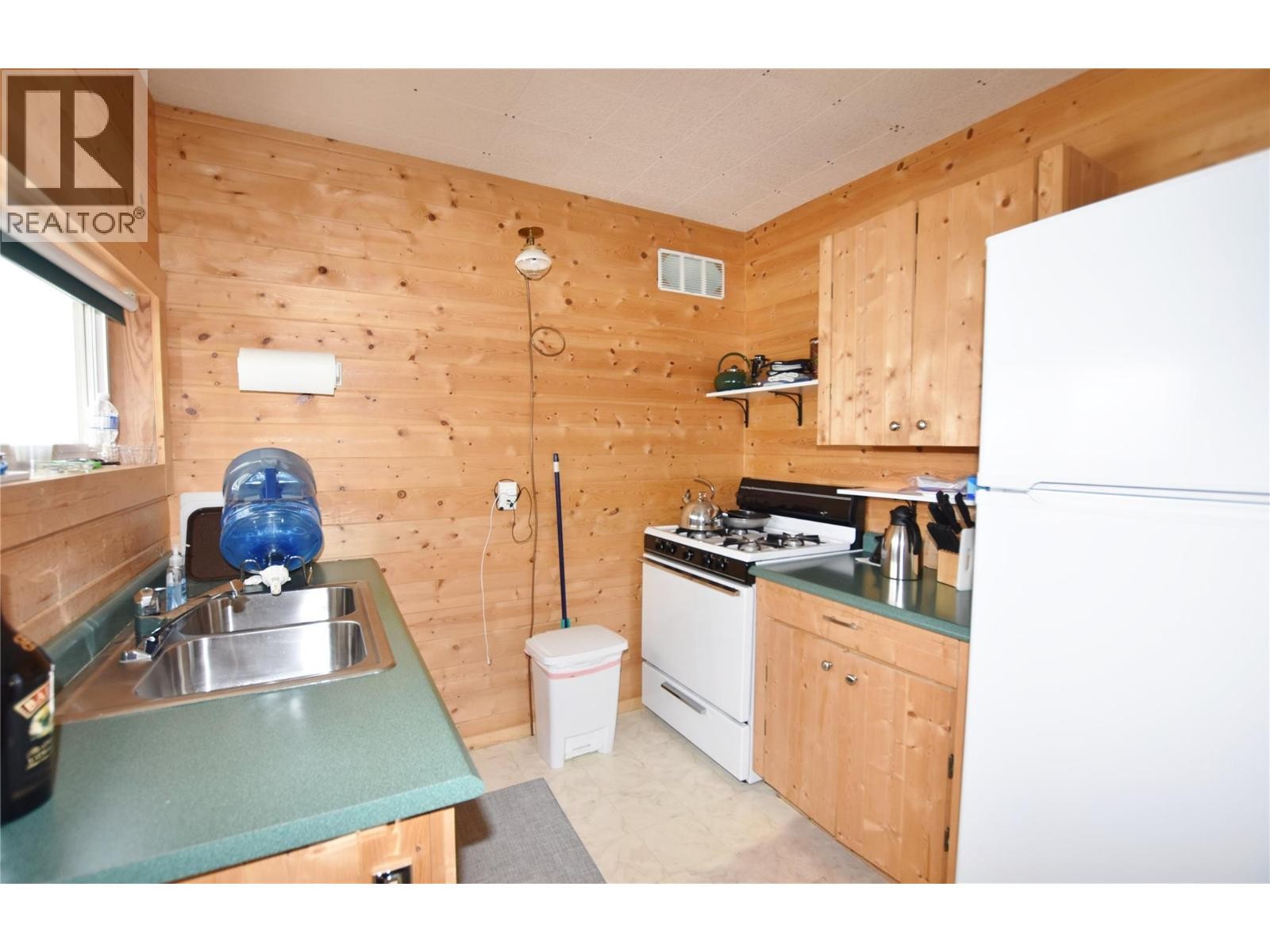 












1 Imtil Road

,
Vernon,







British Columbia
V1H2G7

