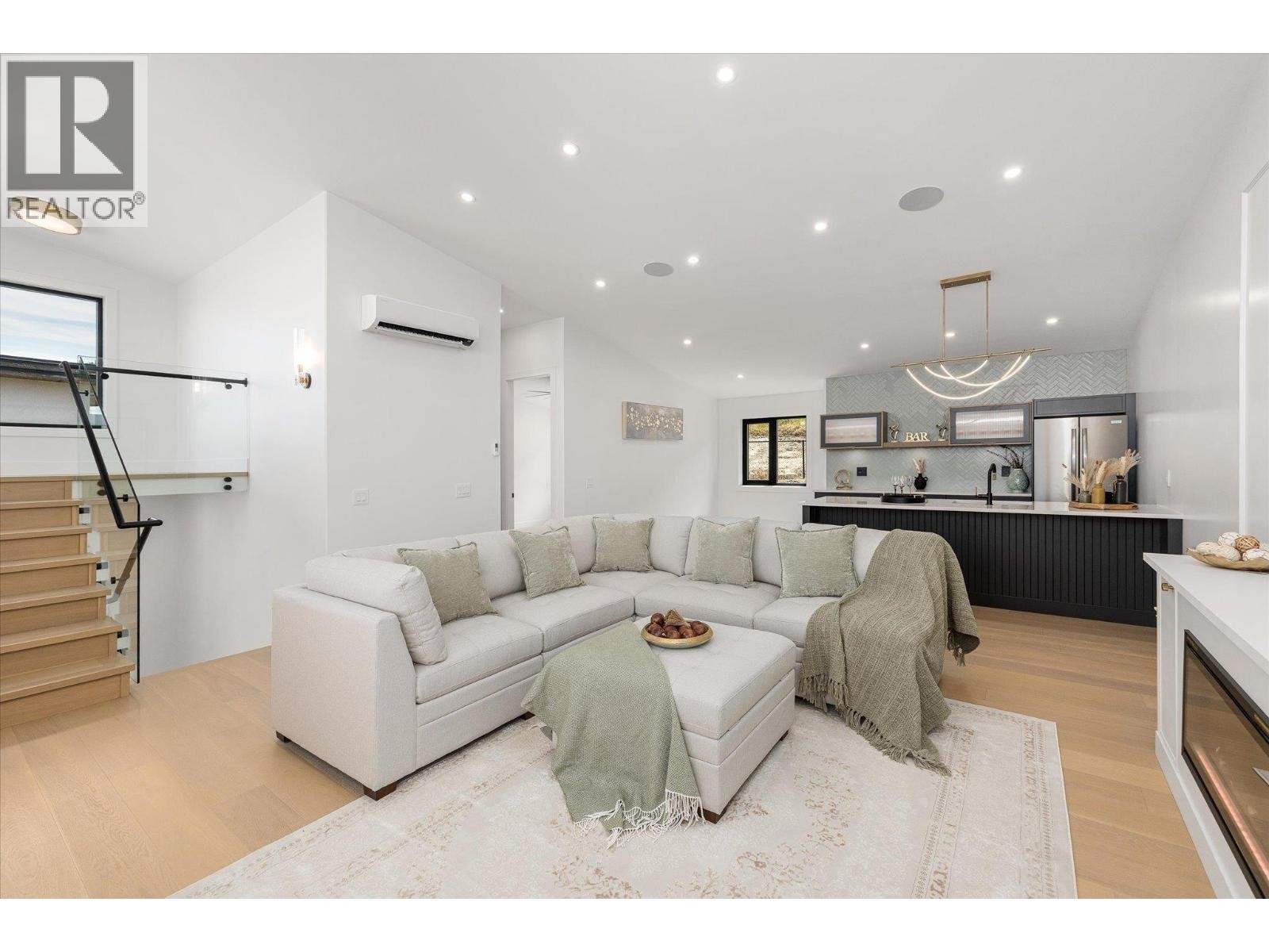 












245 Turnberry Street Lot# 8

,
Kelowna,




British Columbia
V1P0B1

