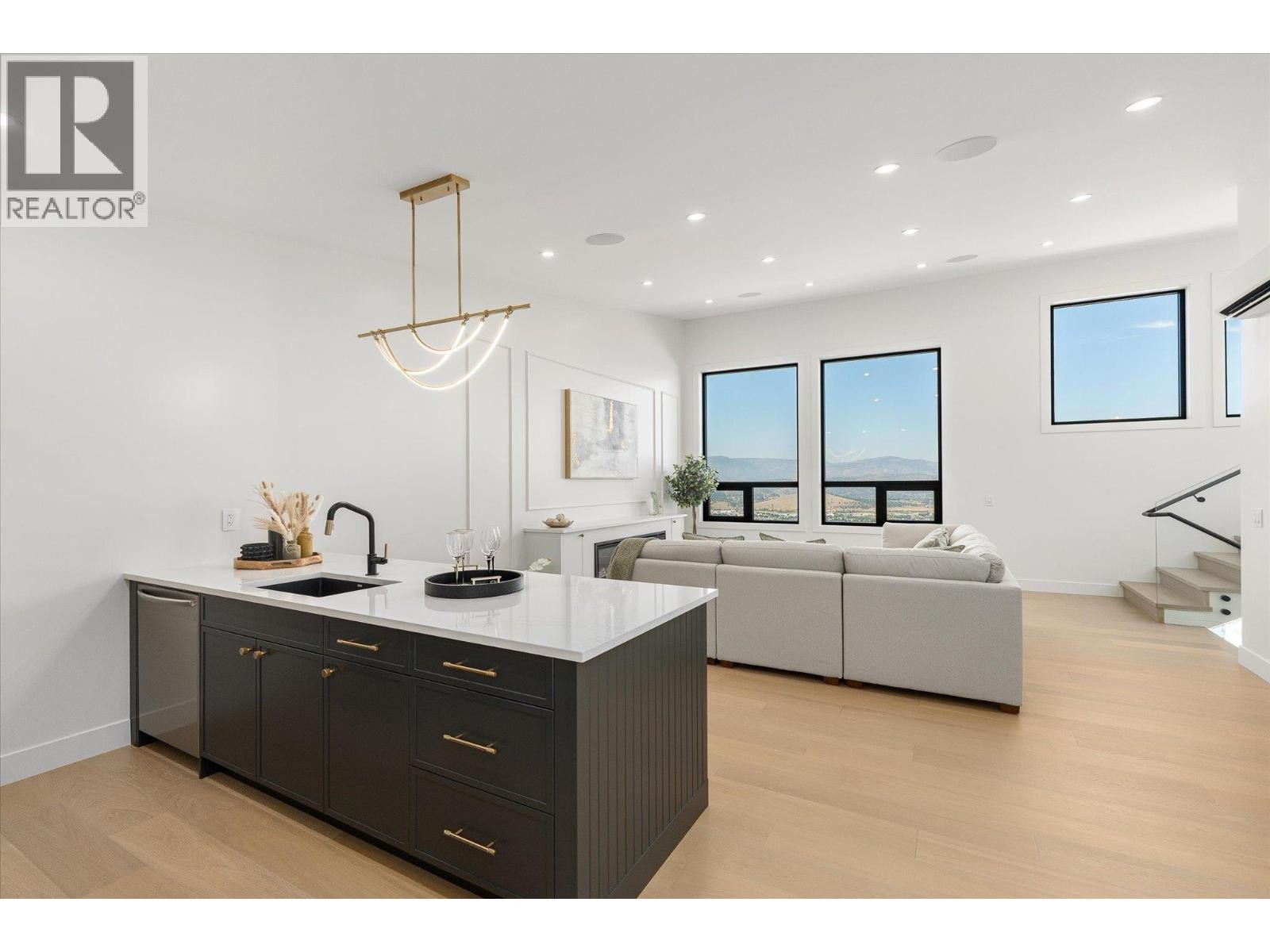 












245 Turnberry Street Lot# 8

,
Kelowna,




British Columbia
V1P0B1

