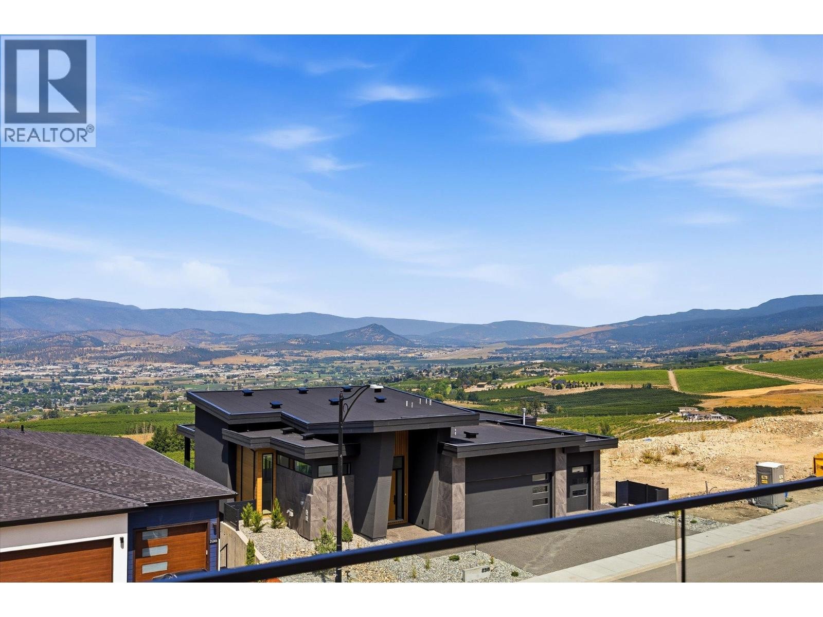 












245 Turnberry Street Lot# 8

,
Kelowna,




British Columbia
V1P0B1

