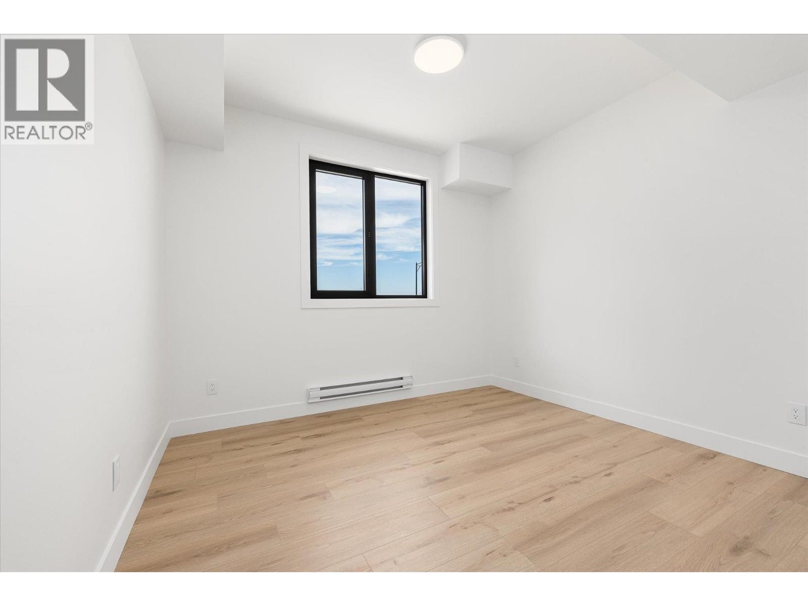 












245 Turnberry Street Lot# 8

,
Kelowna,




British Columbia
V1P0B1

