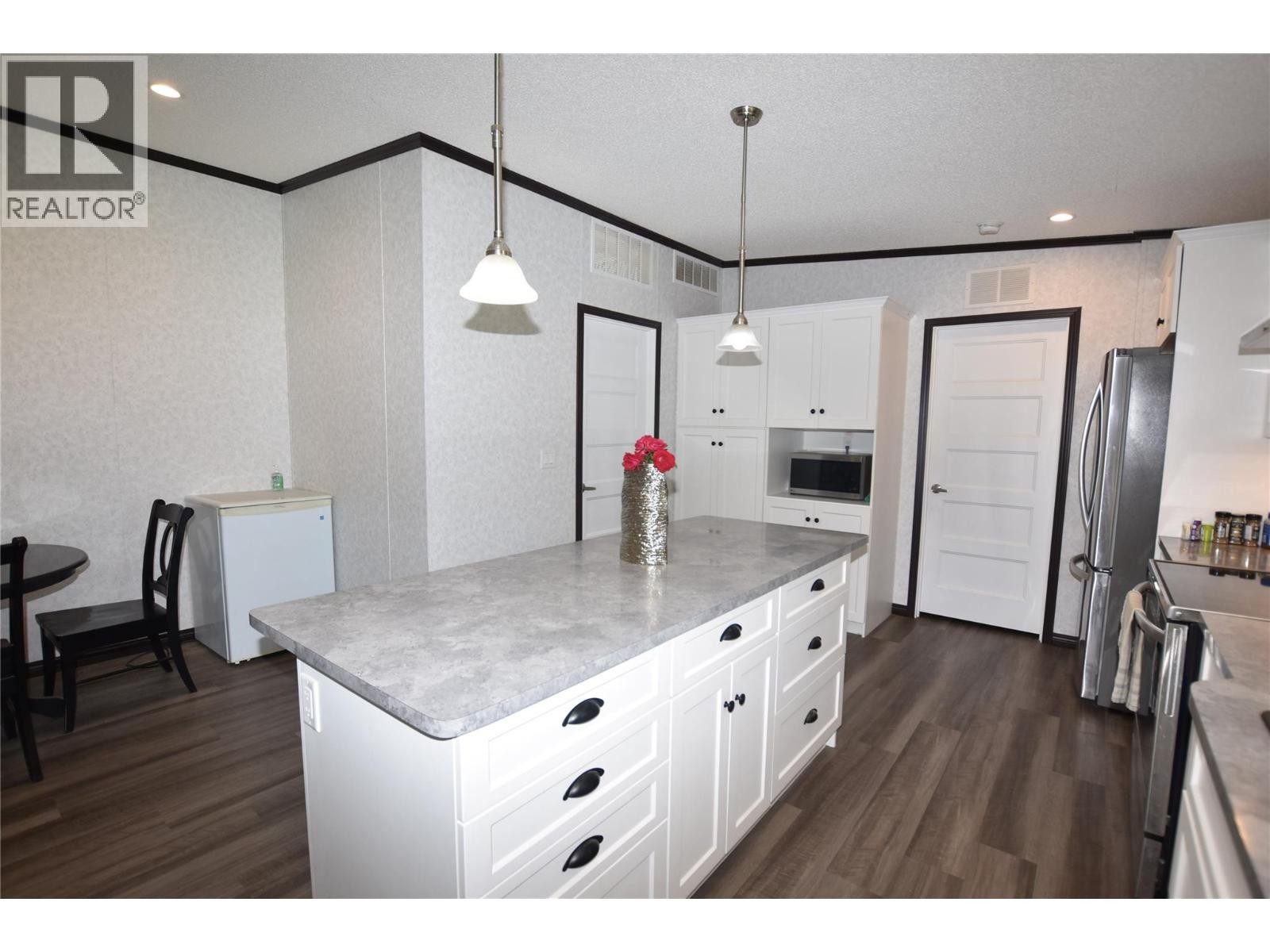 












67 Antoine Road Unit# 116

,
Vernon,







British Columbia
V1H2A3

