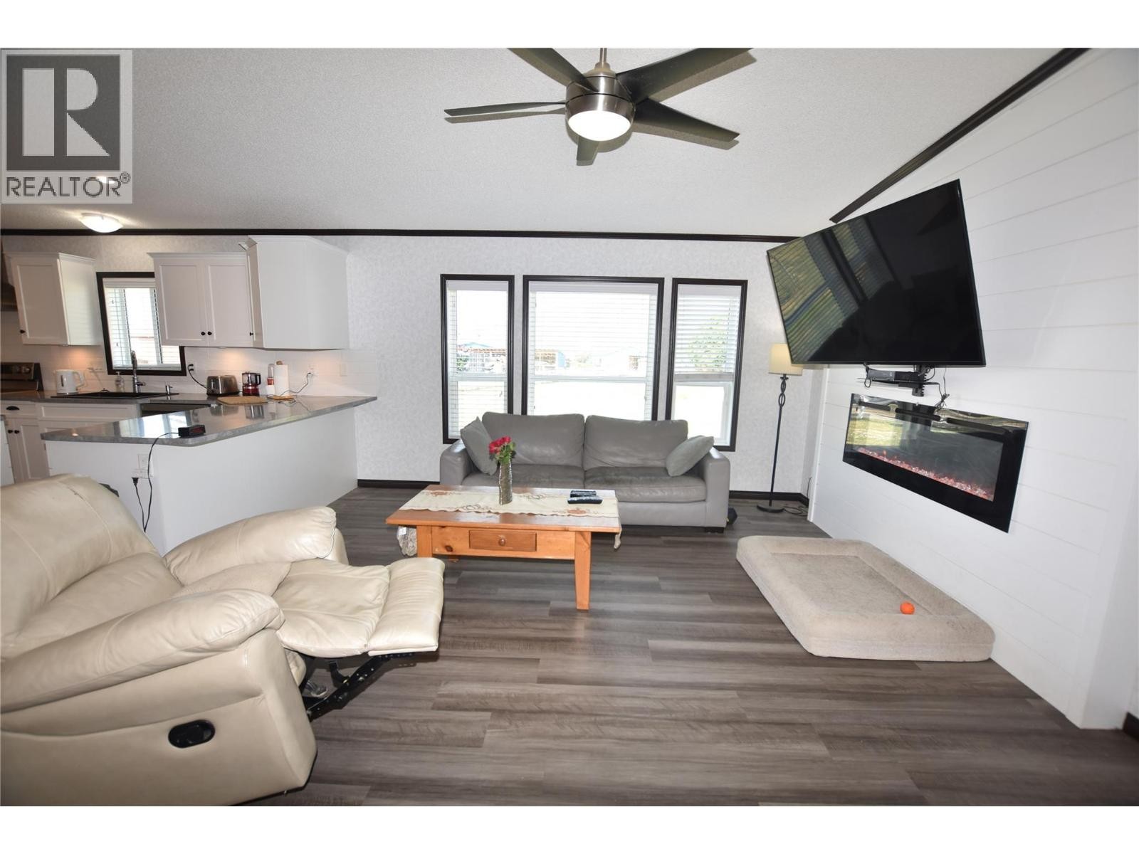 












67 Antoine Road Unit# 116

,
Vernon,







British Columbia
V1H2A3

