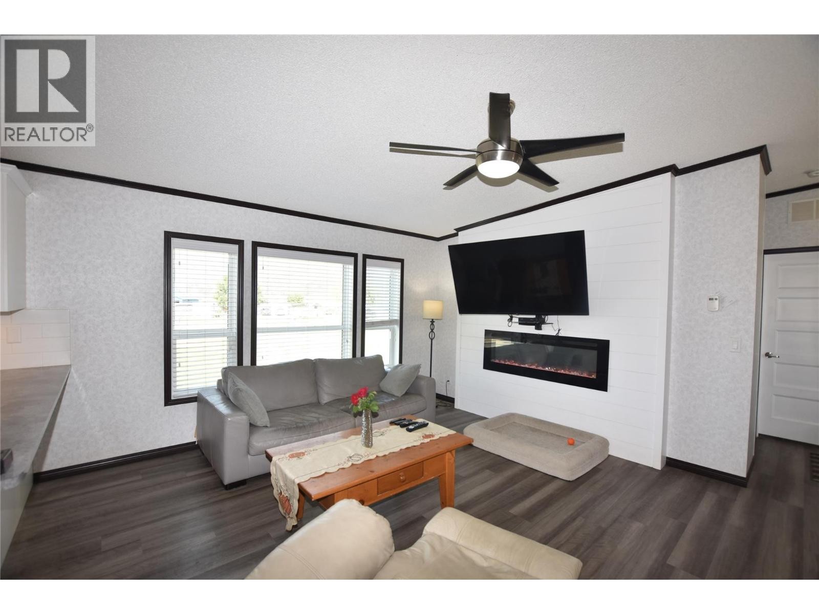 












67 Antoine Road Unit# 116

,
Vernon,







British Columbia
V1H2A3

