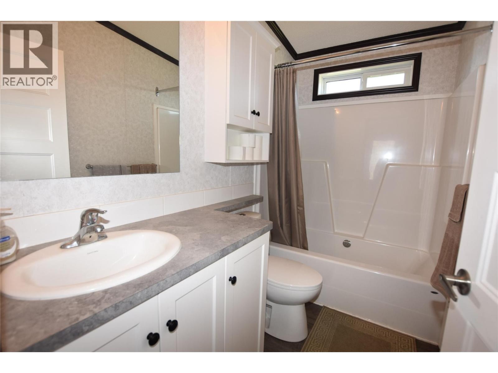 












67 Antoine Road Unit# 116

,
Vernon,







British Columbia
V1H2A3

