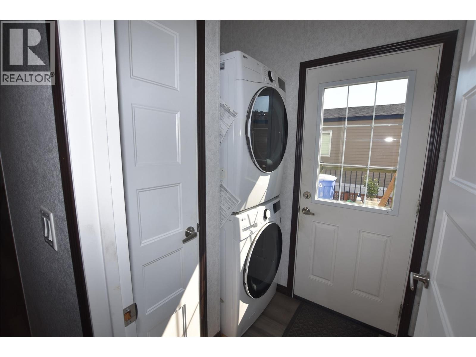 












67 Antoine Road Unit# 116

,
Vernon,







British Columbia
V1H2A3

