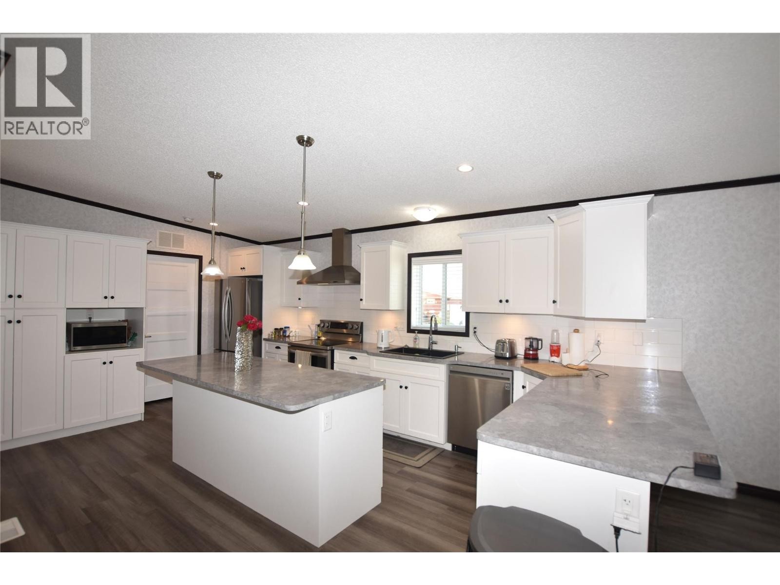 












67 Antoine Road Unit# 116

,
Vernon,







British Columbia
V1H2A3

