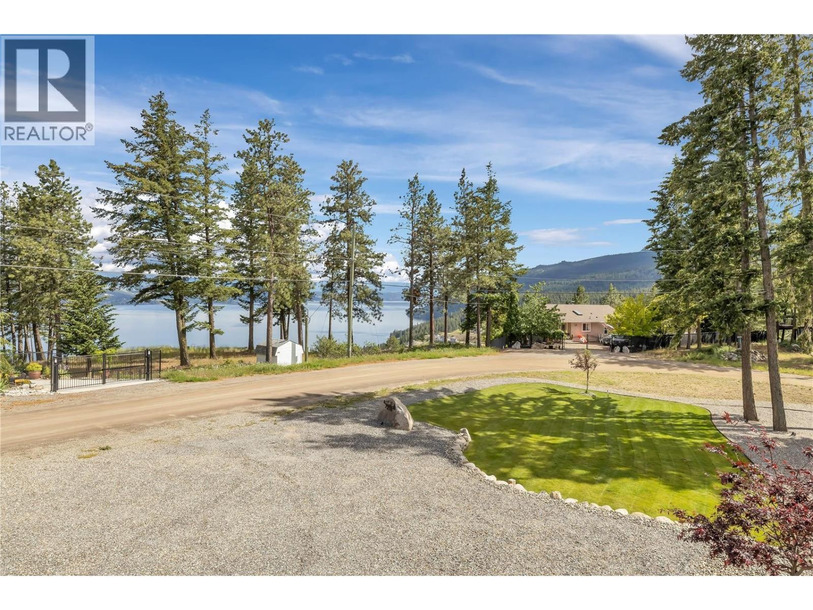 












7210 Dunwaters Road

,
Kelowna,




British Columbia
V1Z3W5

