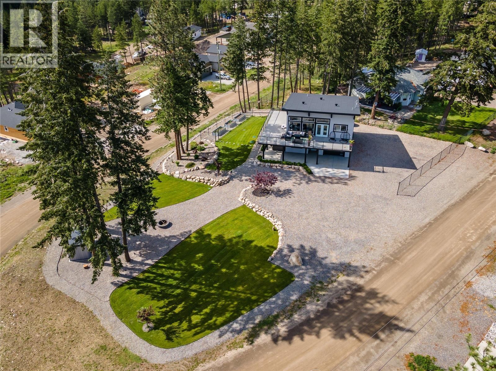 












7210 Dunwaters Road

,
Kelowna,




British Columbia
V1Z3W5

