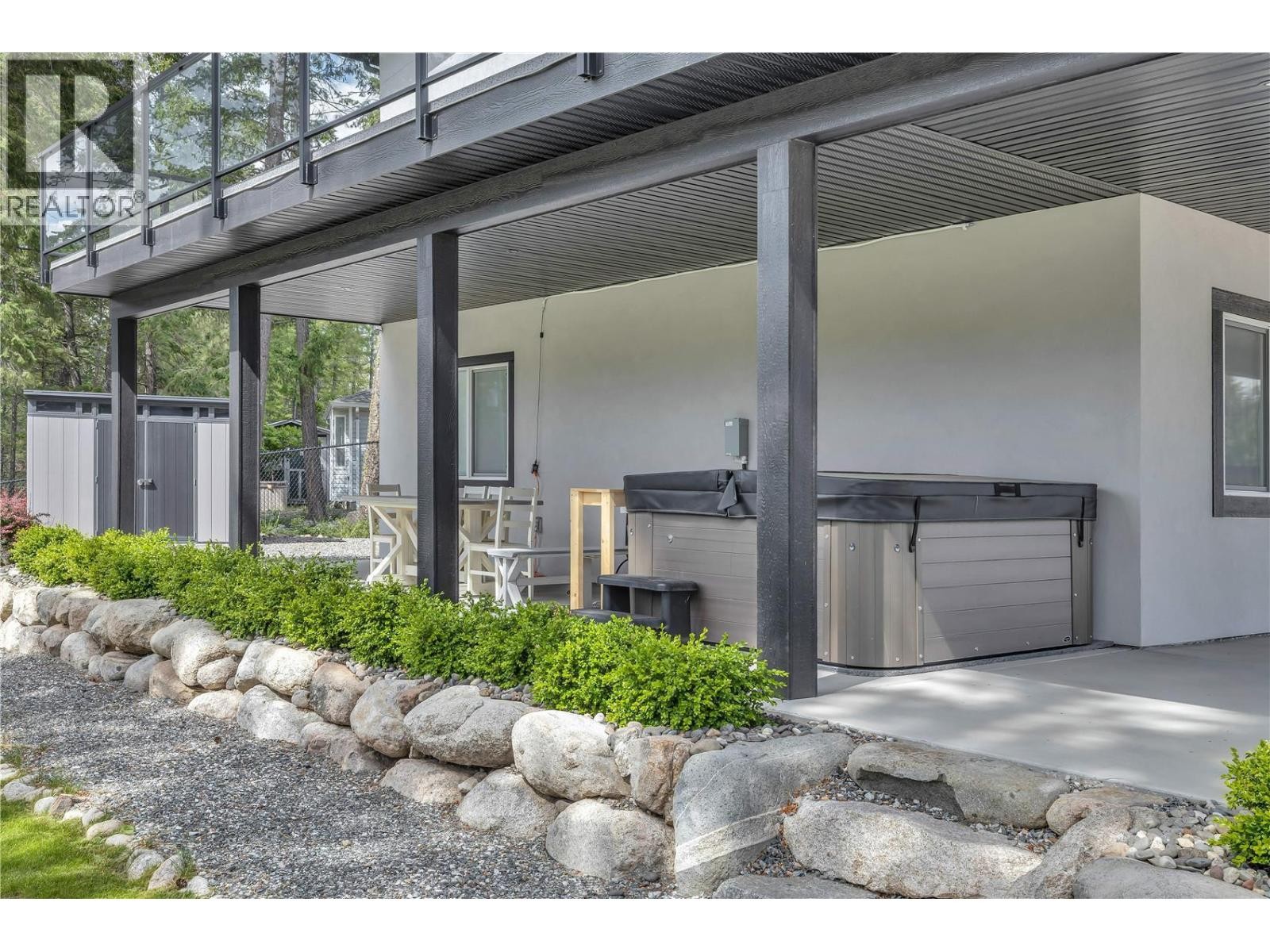 












7210 Dunwaters Road

,
Kelowna,




British Columbia
V1Z3W5

