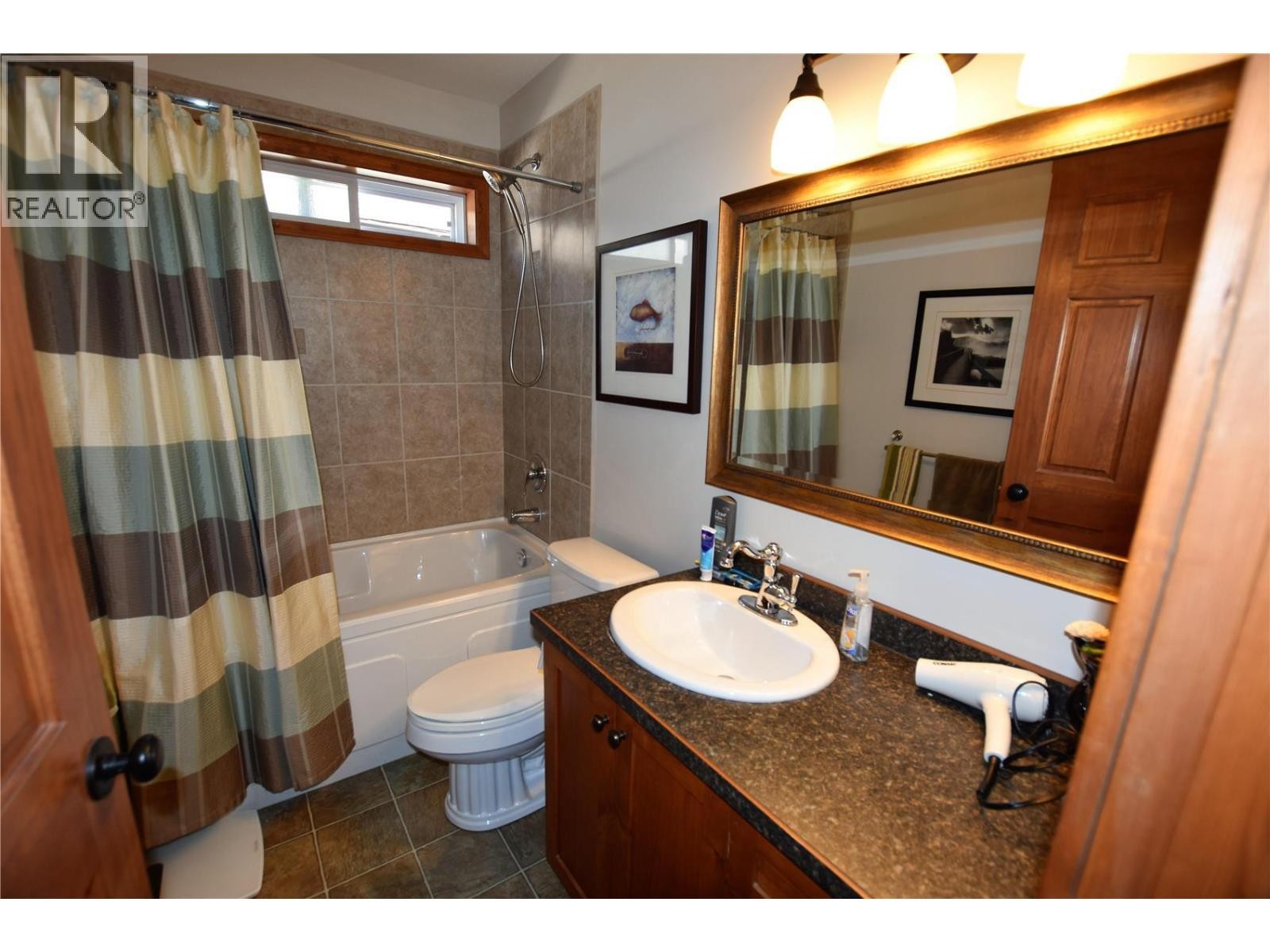 












121 Deer Street

,
Vernon,




British Columbia
V1H2A1

