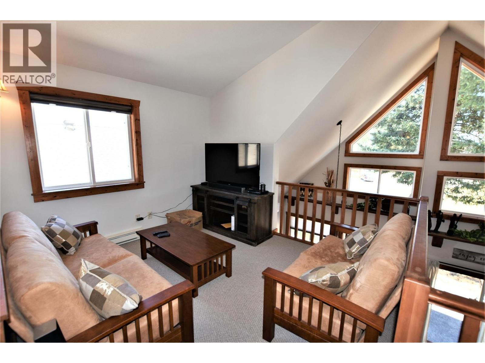 












121 Deer Street

,
Vernon,




British Columbia
V1H2A1

