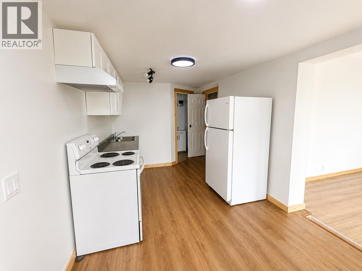 












1278 Lee Creek Drive

,
Lee Creek,




British Columbia
V0E1M4

