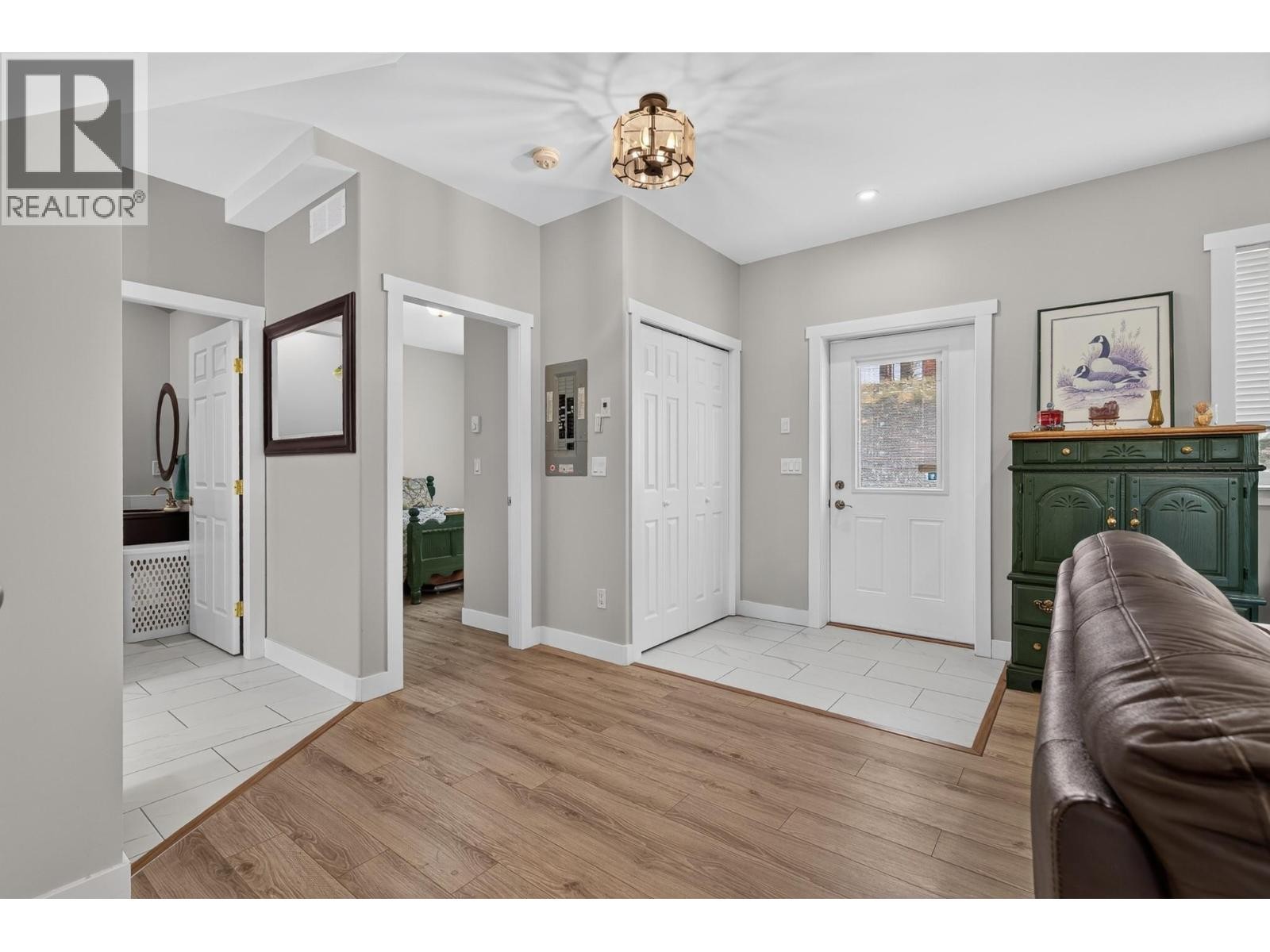 












10818 Westshore Road

,
Vernon,




British Columbia
V1H2C3

