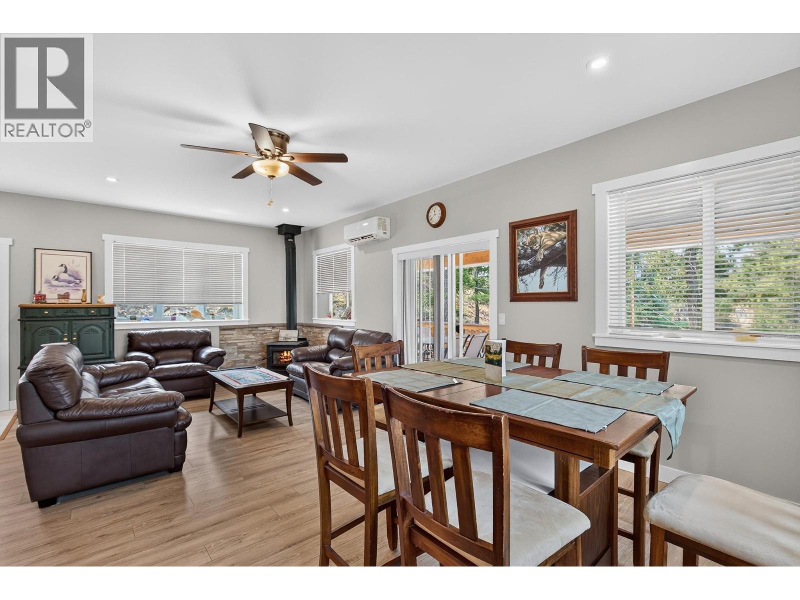 












10818 Westshore Road

,
Vernon,




British Columbia
V1H2C3

